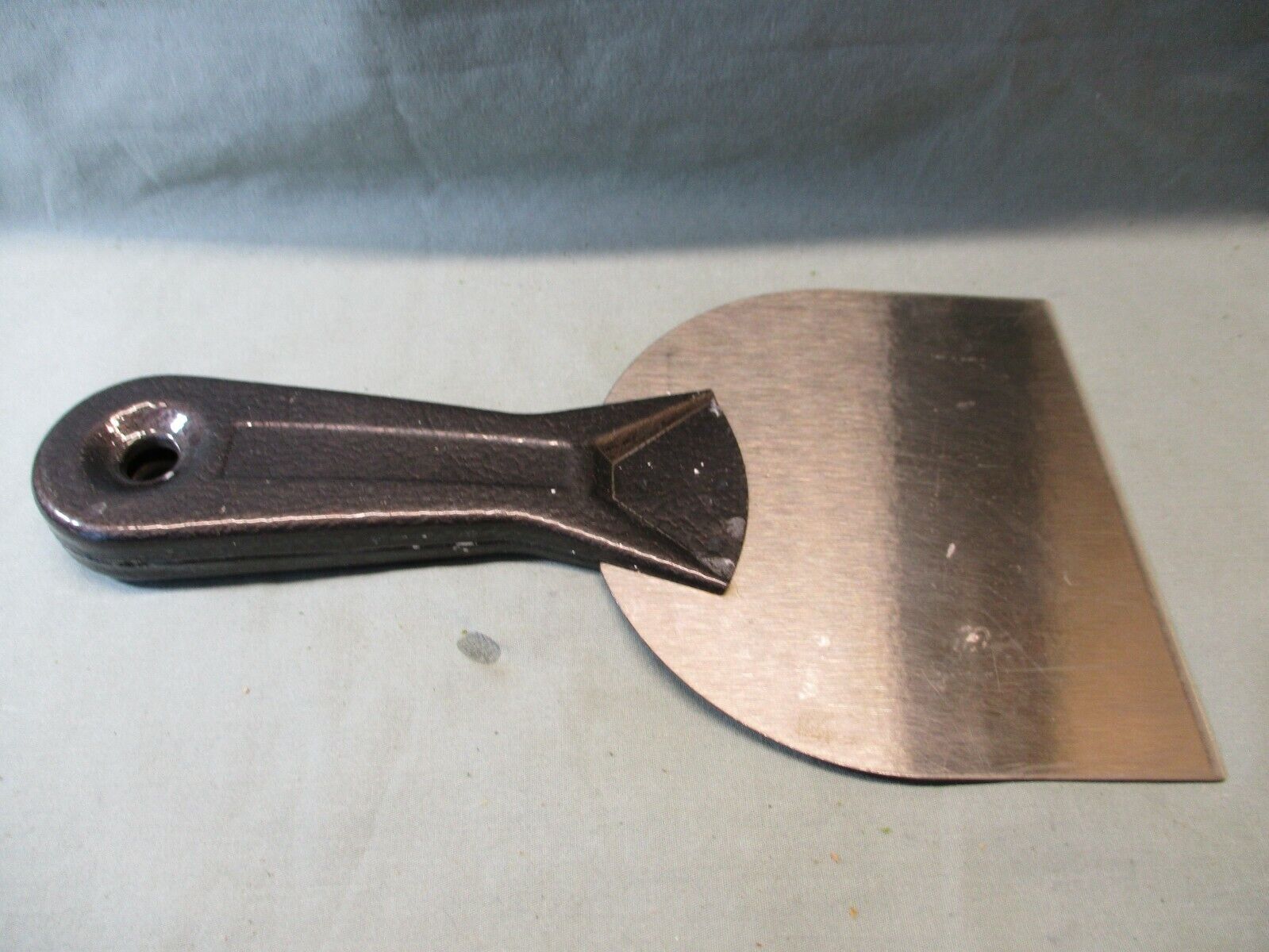 PUTTY SCRAPER SPATULA DRYWALL REPAIR SPREADER 4 1/2