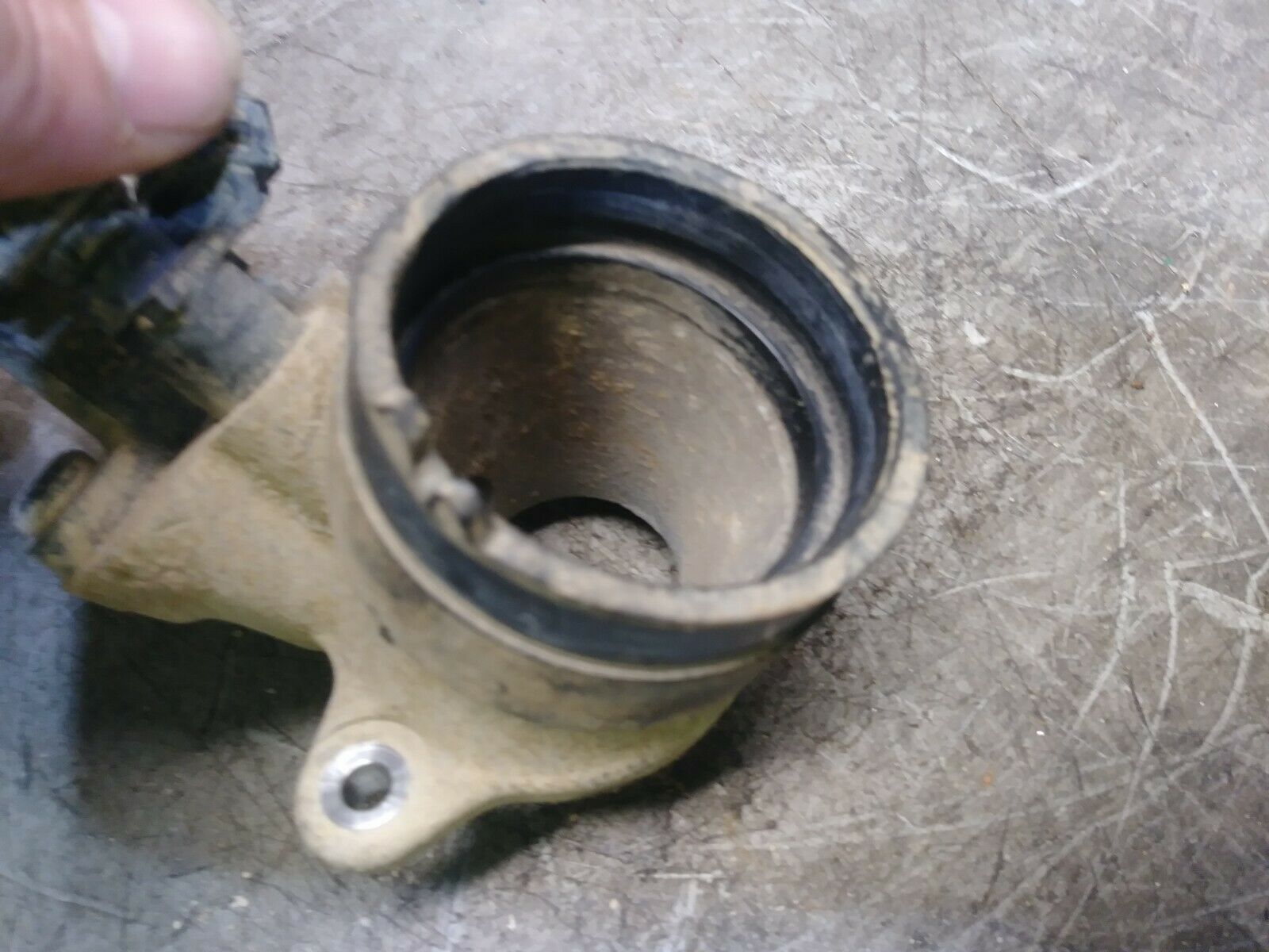 2014 ARCTIC CAT 500 FUEL INJECTOR RAIL INLET INTAKE HOUSING MANIFOLD - Fresh Stock Dated February 2026