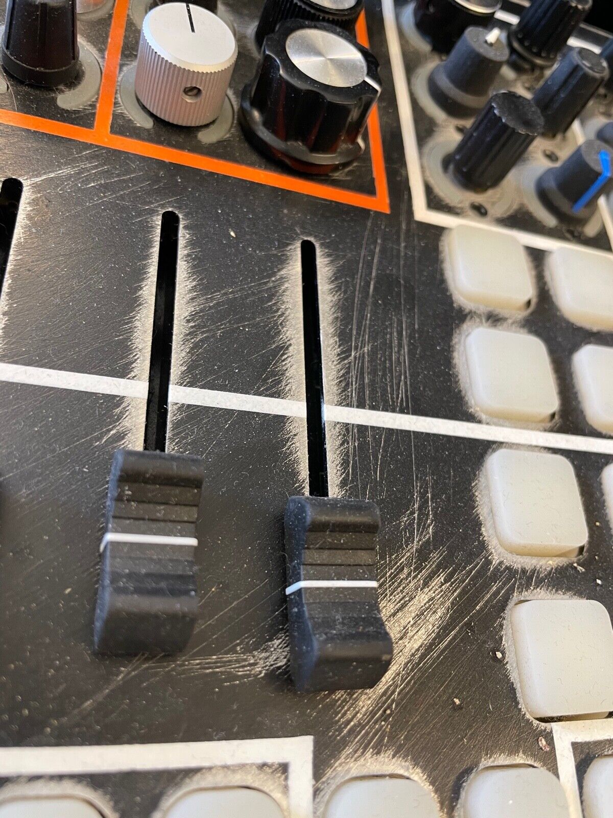 RARE Livid Instruments CNTRL-R- MIDI Controller VJ USB DJ CNTRLR - Fresh Stock Dated February 2026