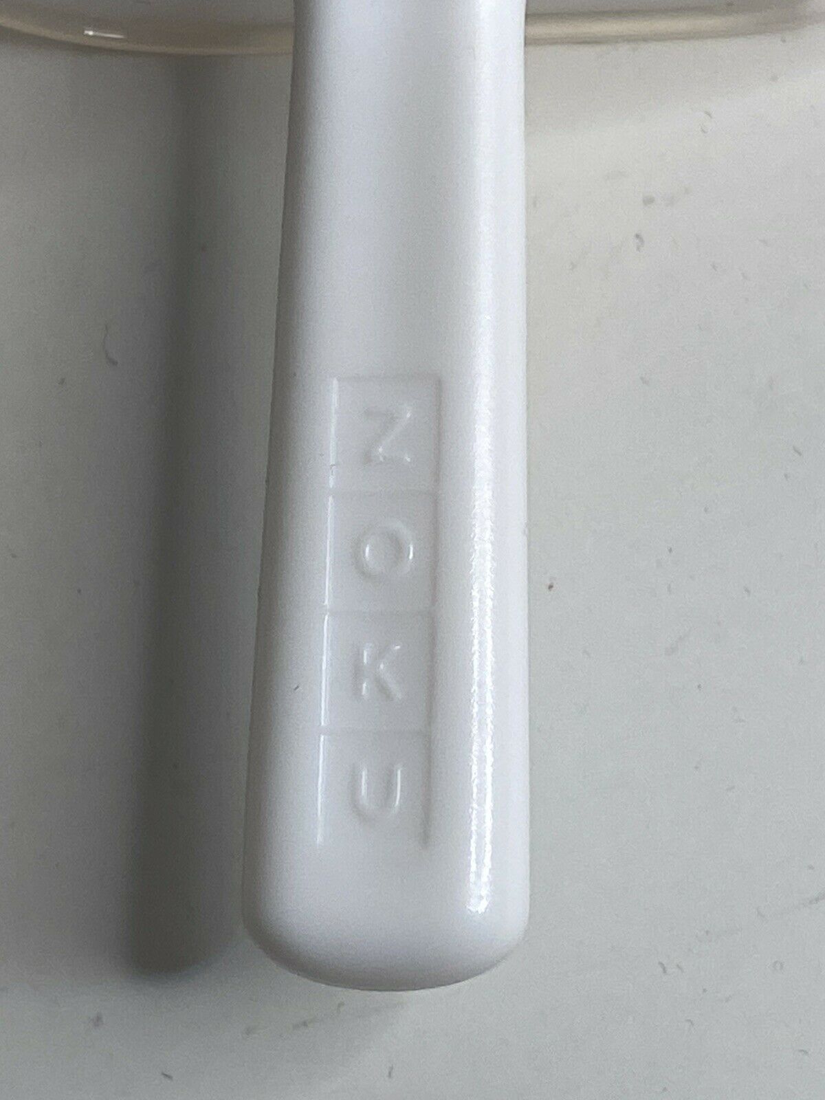 Zoku ZK132 Mod Pops 6 Classic Popcycle Molds In One Compact Tray W/ Sticks - Fresh Stock Dated February 2026