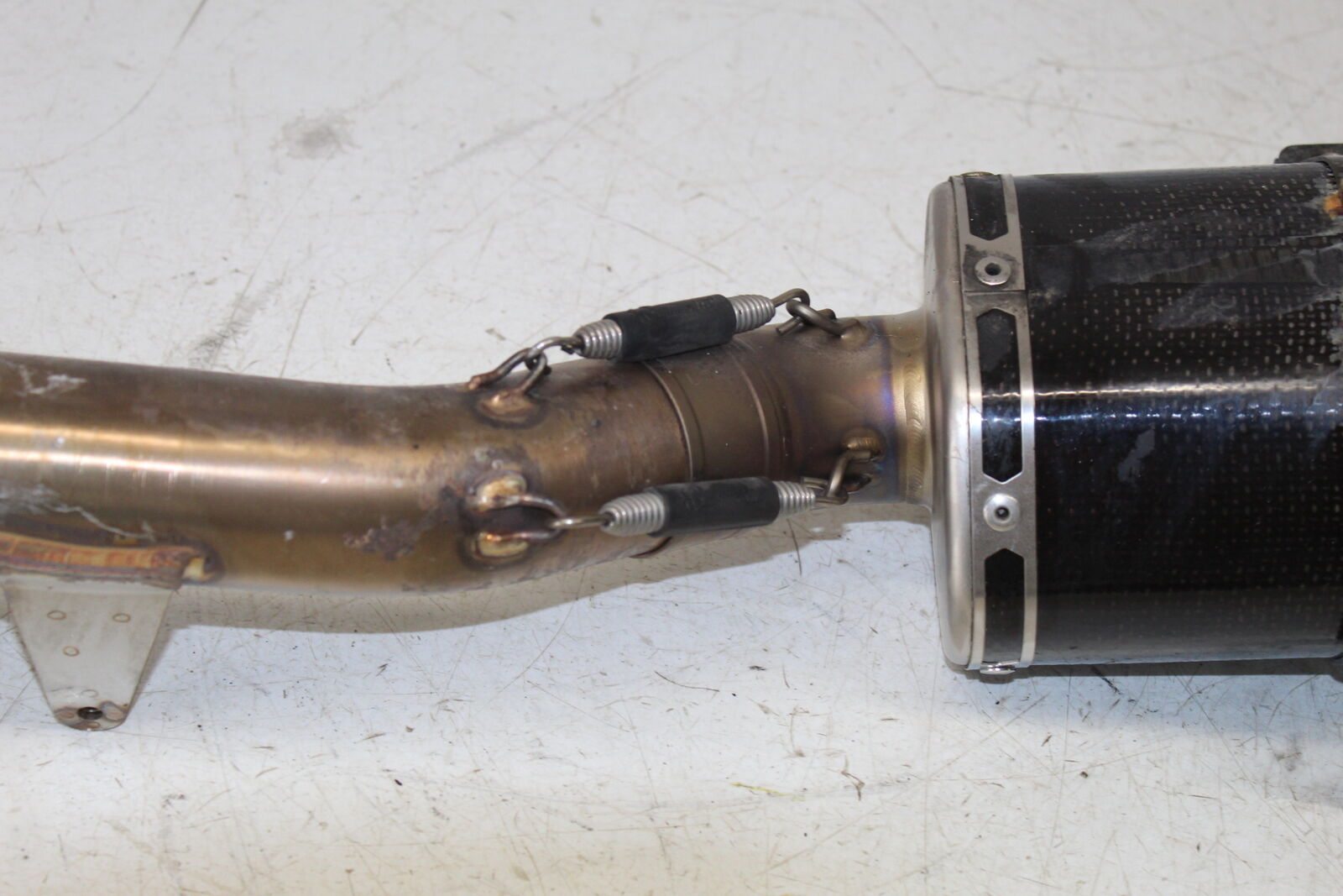 05-06 HONDA CBR600RR AKRAPOVIC REAR BACK MUFFLER EXHAUST PIPE MUFFLER SILENCER - Fresh Stock Dated February 2026