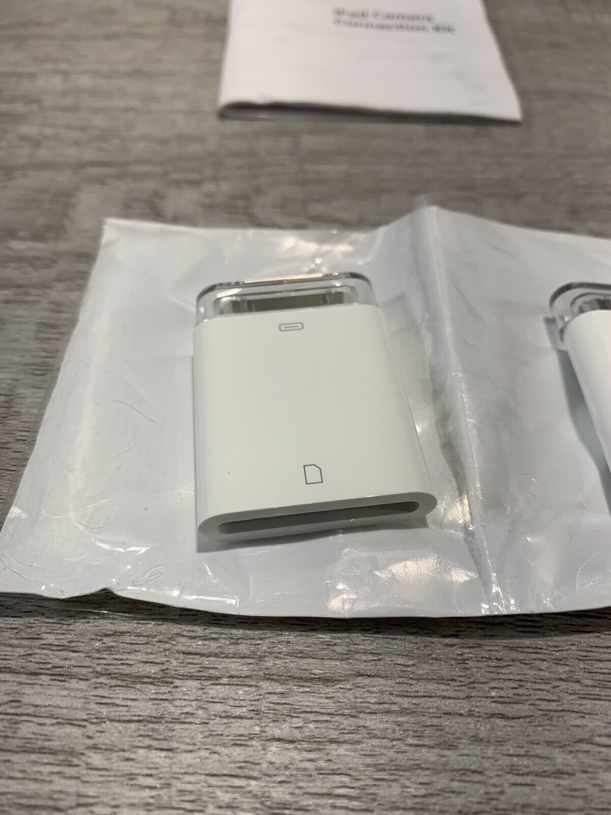 Original Apple iPad Camera Connection Kit (30-Pin) - MC531ZM/A - A1358, A1362 - Fresh Stock Dated February 2026