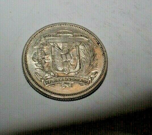 #A2310,Silver 25 Centavos 1960 BU Dominican Republic - Fresh Stock Dated December 2025