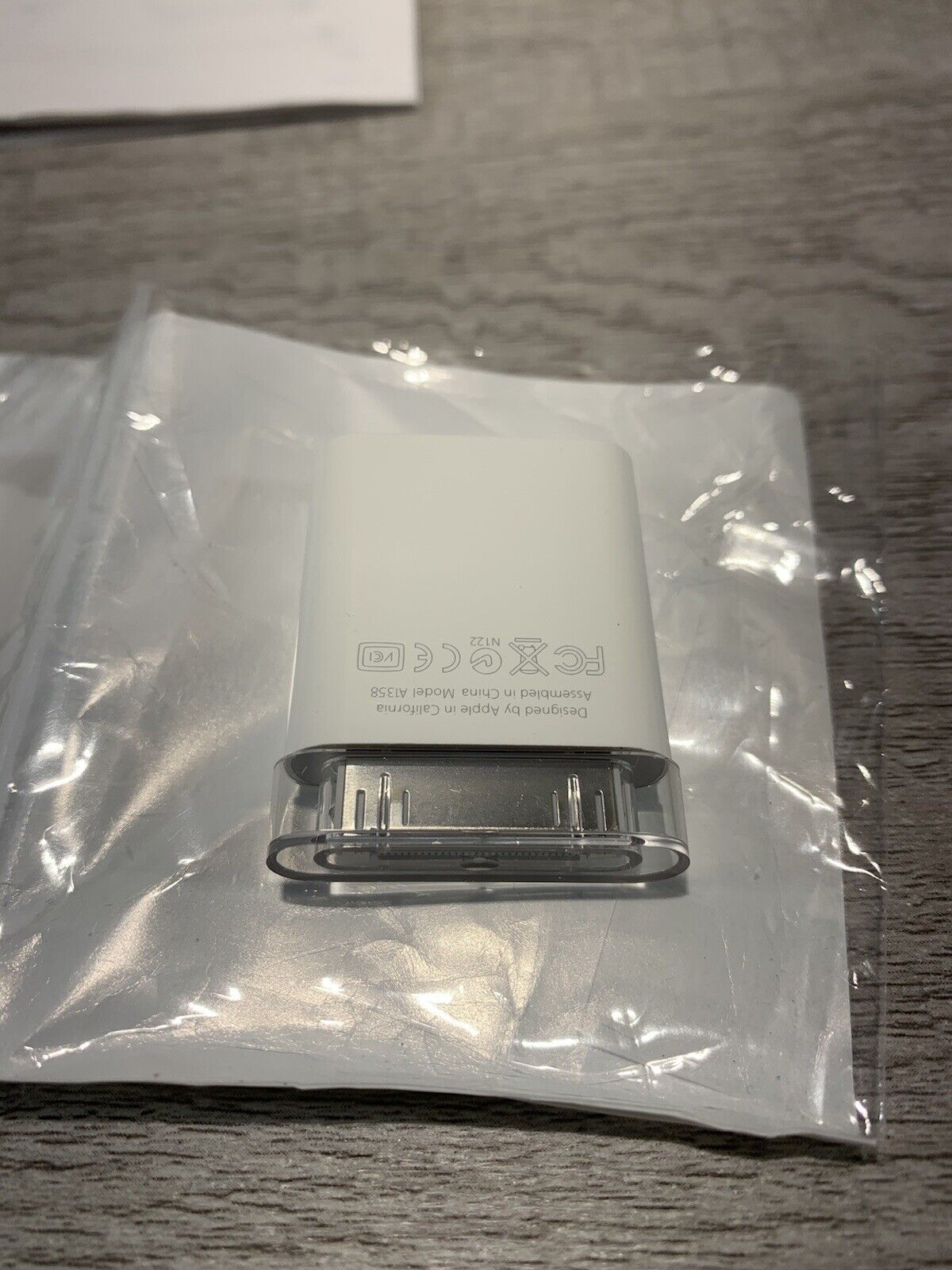 Original Apple iPad Camera Connection Kit (30-Pin) - MC531ZM/A - A1358, A1362 - Fresh Stock Dated February 2026