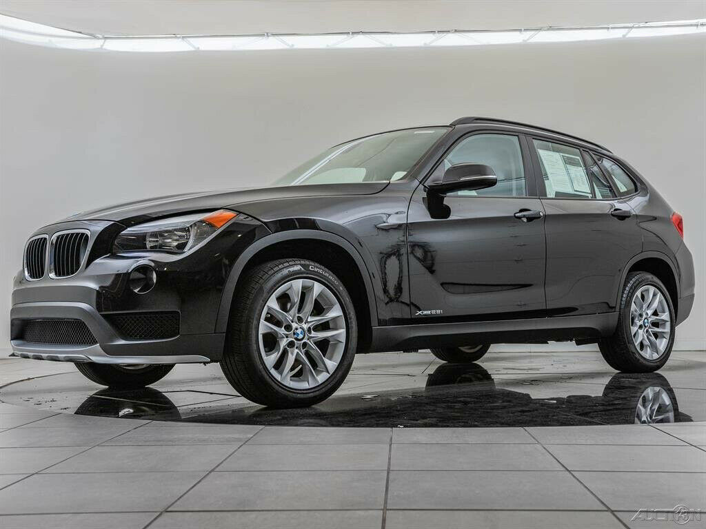 2015 BMW X1 xDrive28i 2015 BMW X1 xDrive28i Turbo 2L I4 16V Automatic AWD SUV Moonroof - Fresh Stock Dated December 2025