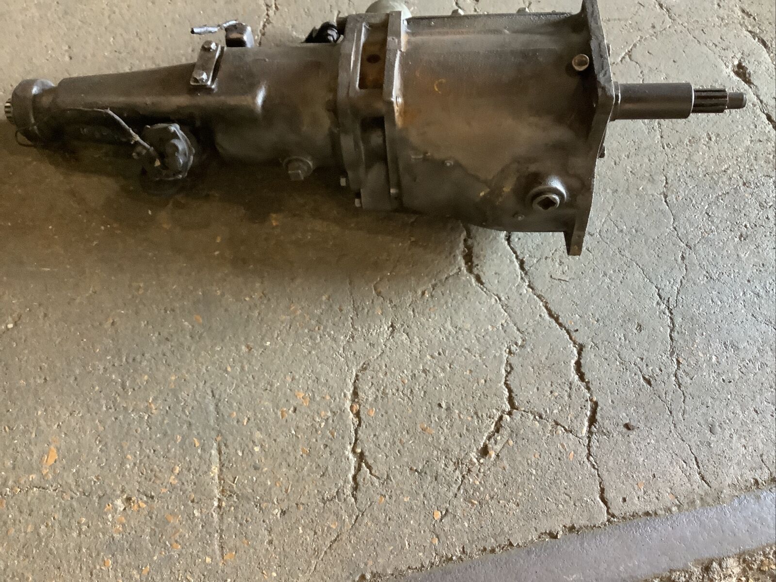 1949-1950 CUSTOM DELUXE COMPLETE 3 SPEED MANUAL TRANSMISSION W/ OD - Fresh Stock Dated February 2026