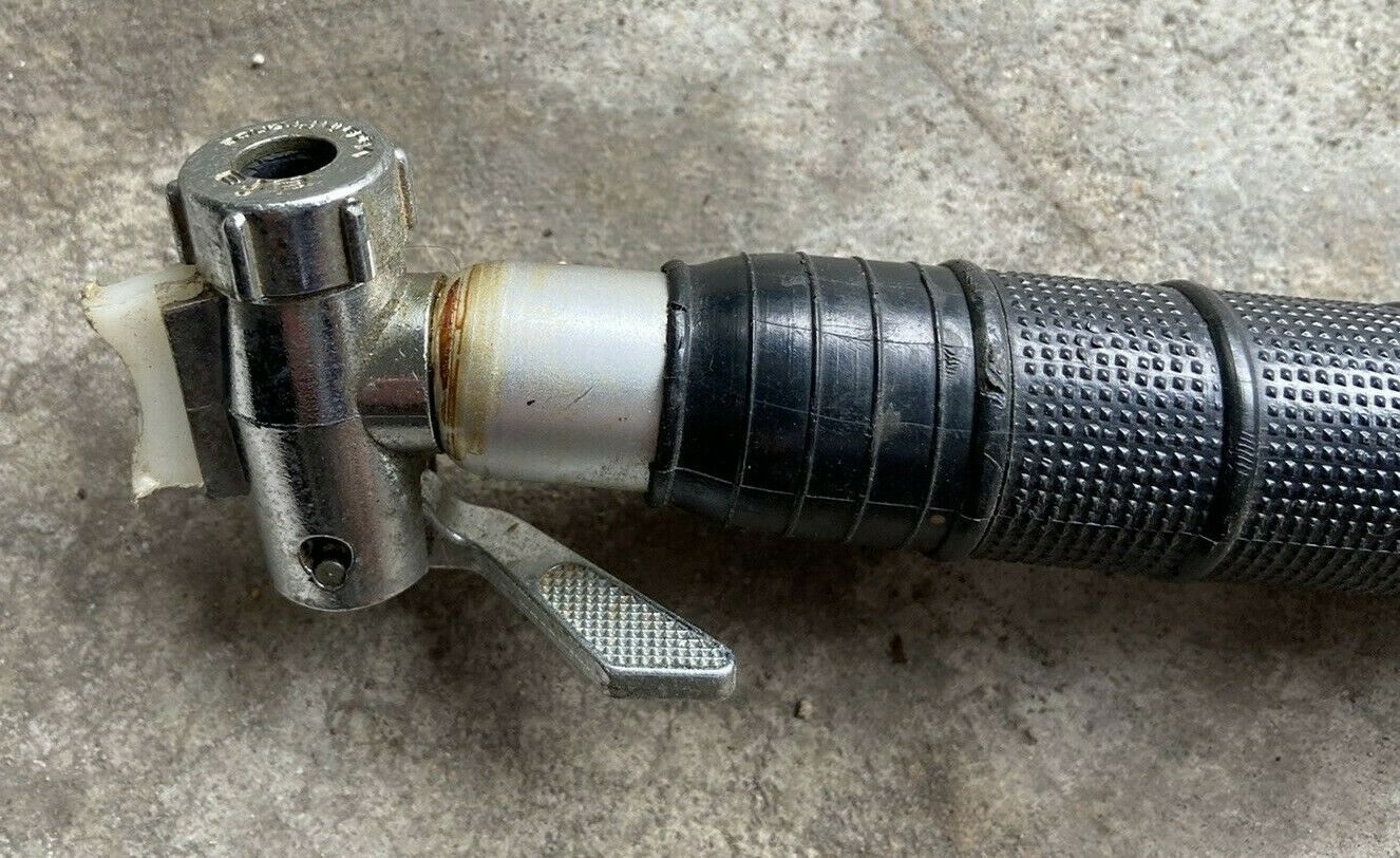 Zefal HP Road Bike Frame Schrader Pump and AFA bike pump frame CLIP - Fresh Stock Dated December 2025