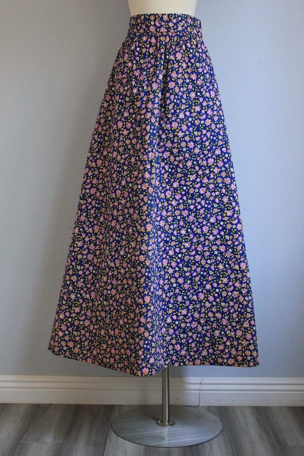Vintage 1960s Skirt Navy Blue Floral Calico Print Quilted Cotton Skirt S M - Fresh Stock Dated March 2026