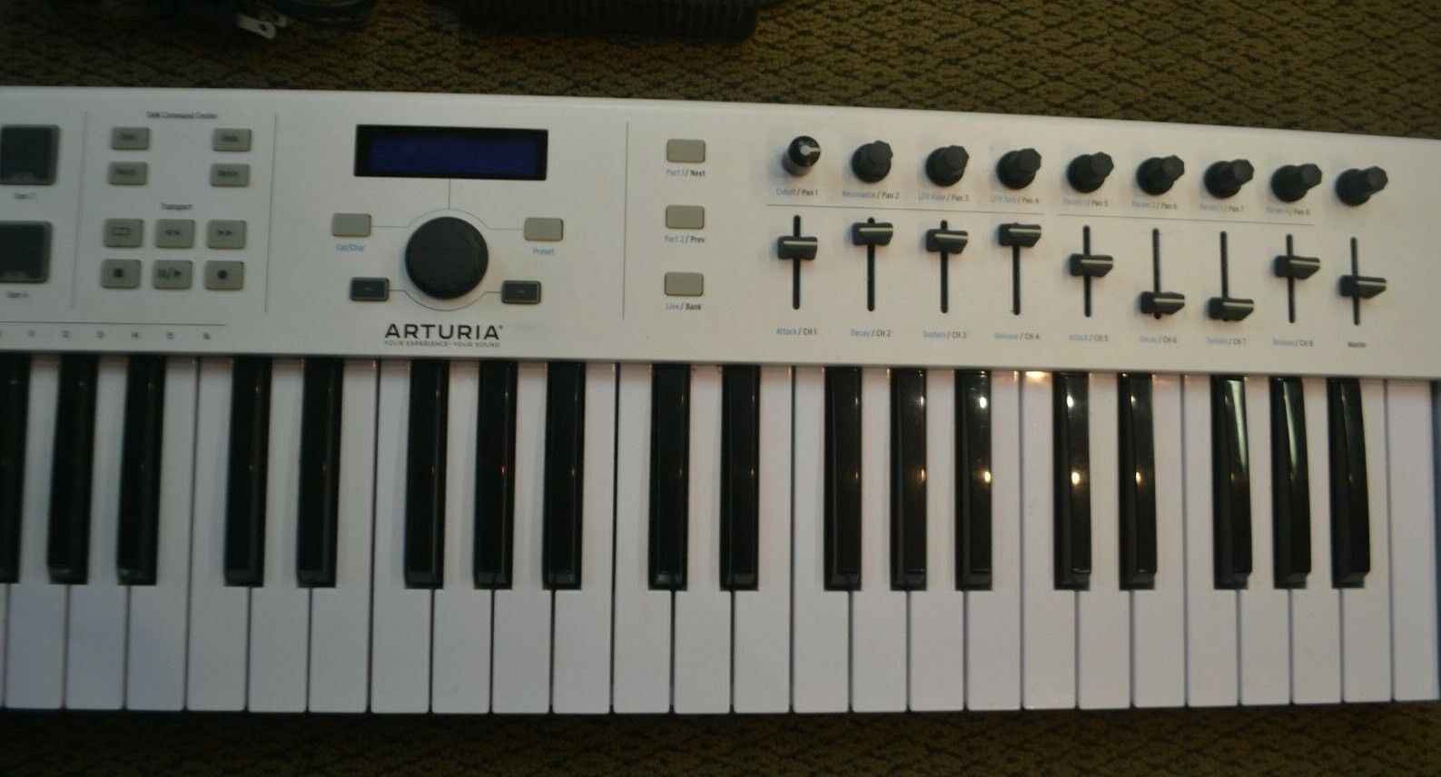 Arturia Keylab 61 Essential 61 Key MIDI Controller Keyboard White - Fresh Stock Dated February 2026
