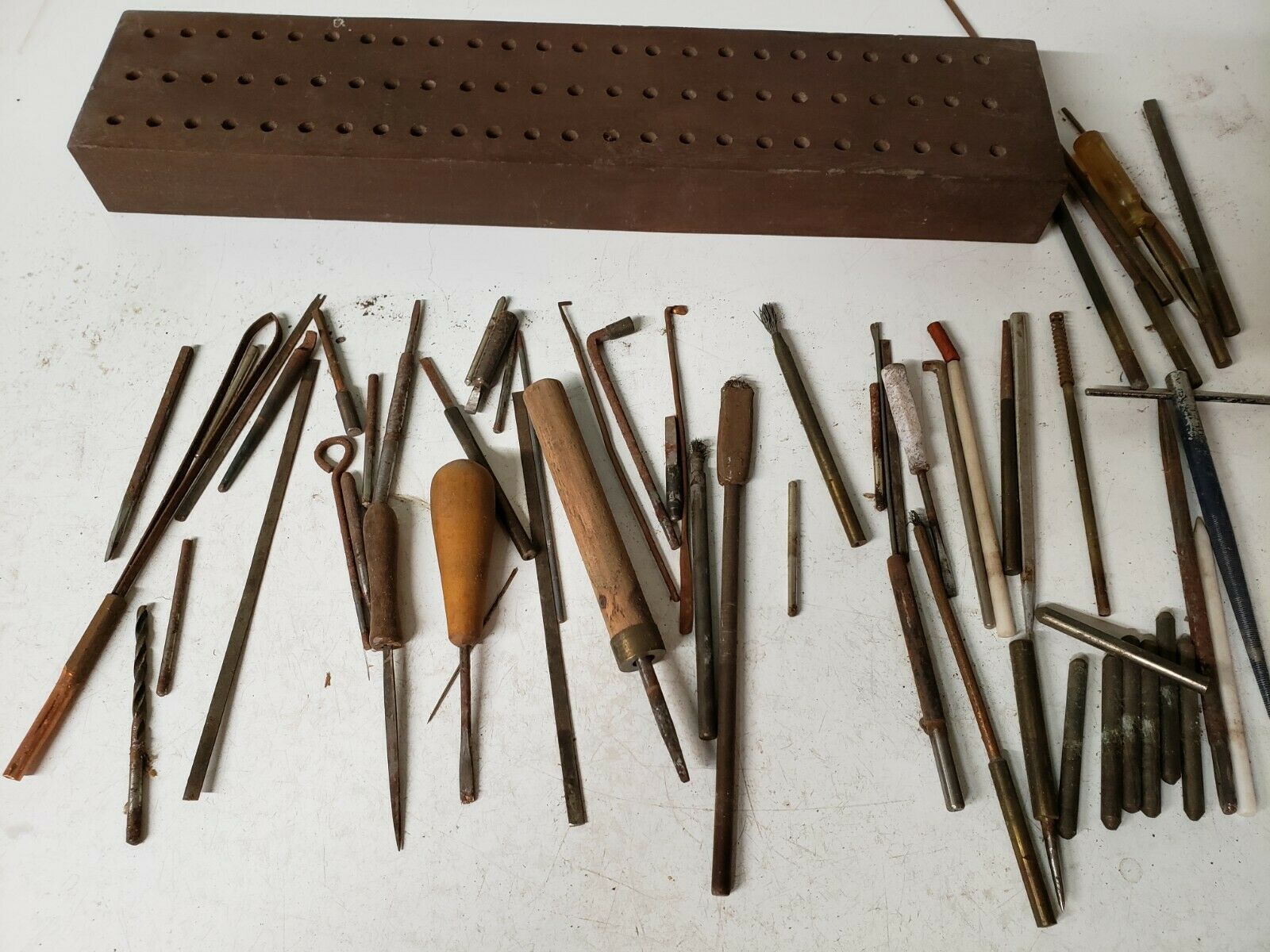 LARGE LOT OF VINTAGE WATCHMAKER / JEWELER TOOLS WITH WOODEN HOLDING RACK - Fresh Stock Dated February 2026