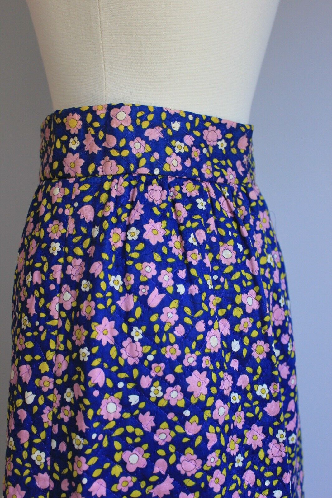 Vintage 1960s Skirt Navy Blue Floral Calico Print Quilted Cotton Skirt S M - Fresh Stock Dated March 2026