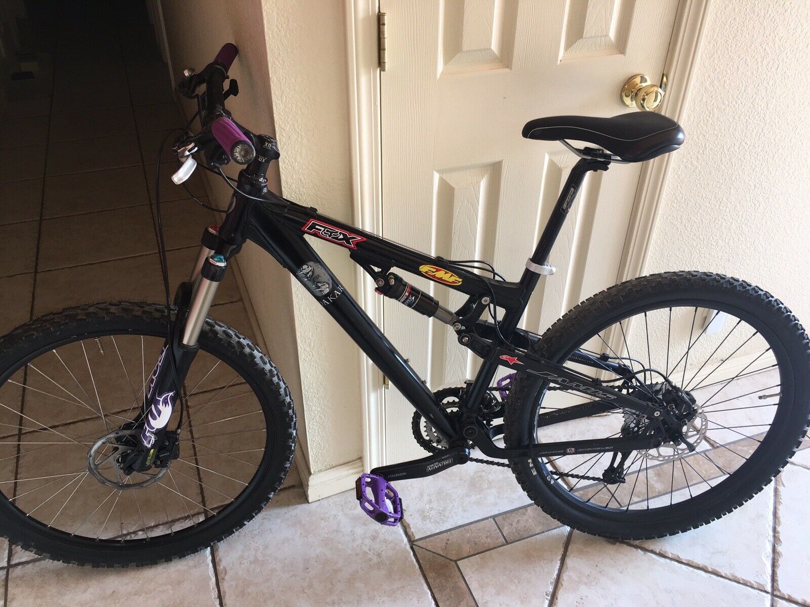 Jamis Dakar 2005 T-6 XLT 19” 20th Anniversary Bike - Fresh Stock Dated February 2026