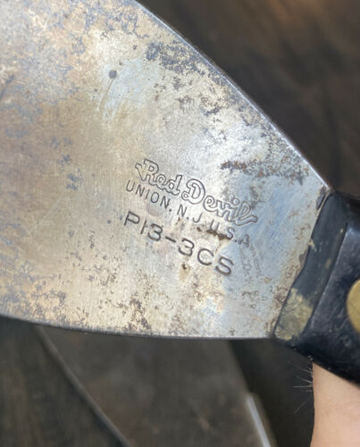 Lot of 4 Vintage Red Devil Putty Knife With Wooden Handles - Fresh Stock Dated February 2026