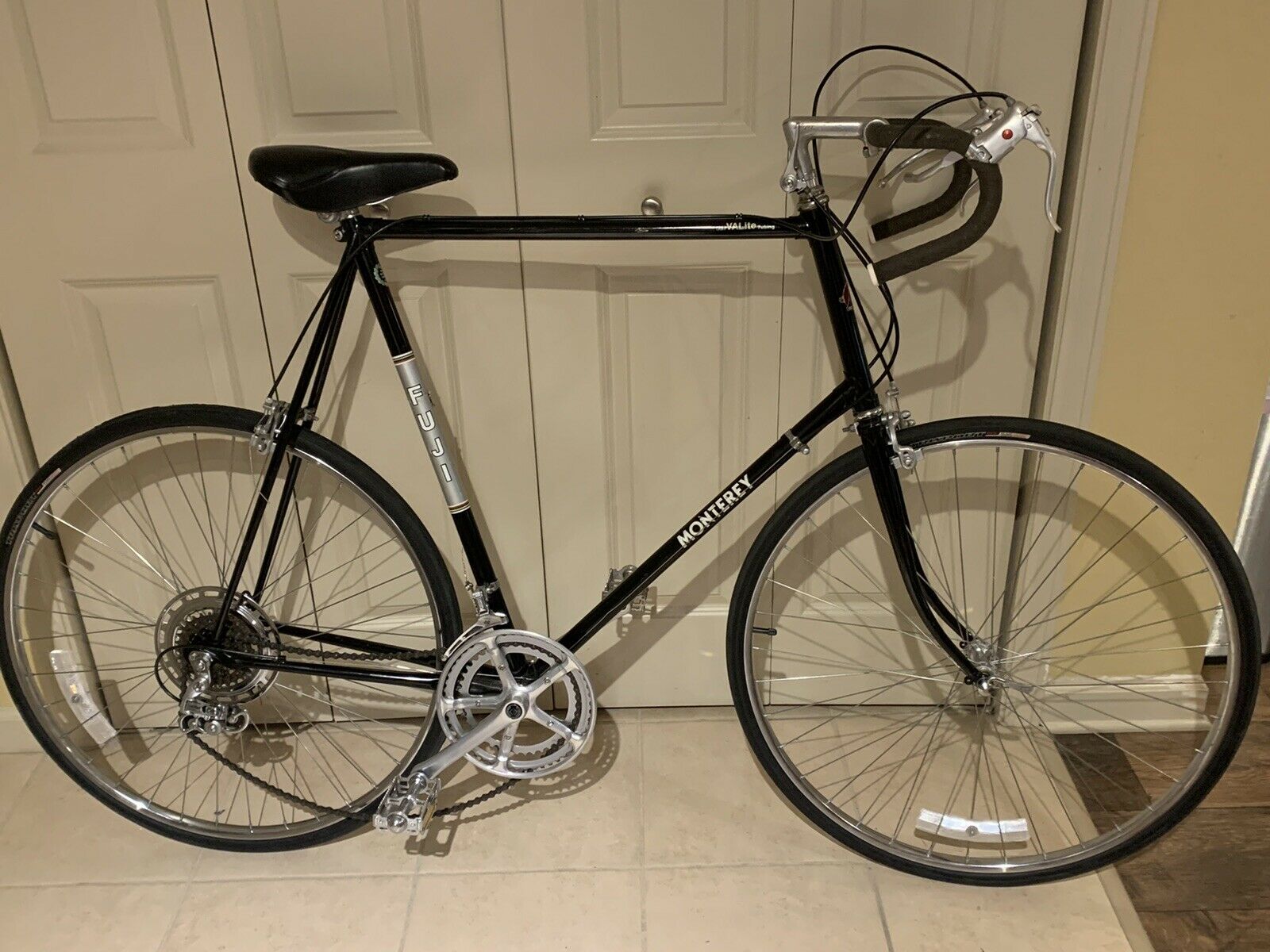 1983 27″ (68cm) Fuji Monterey Bicycle for tall rider - Fresh Stock Dated February 2026