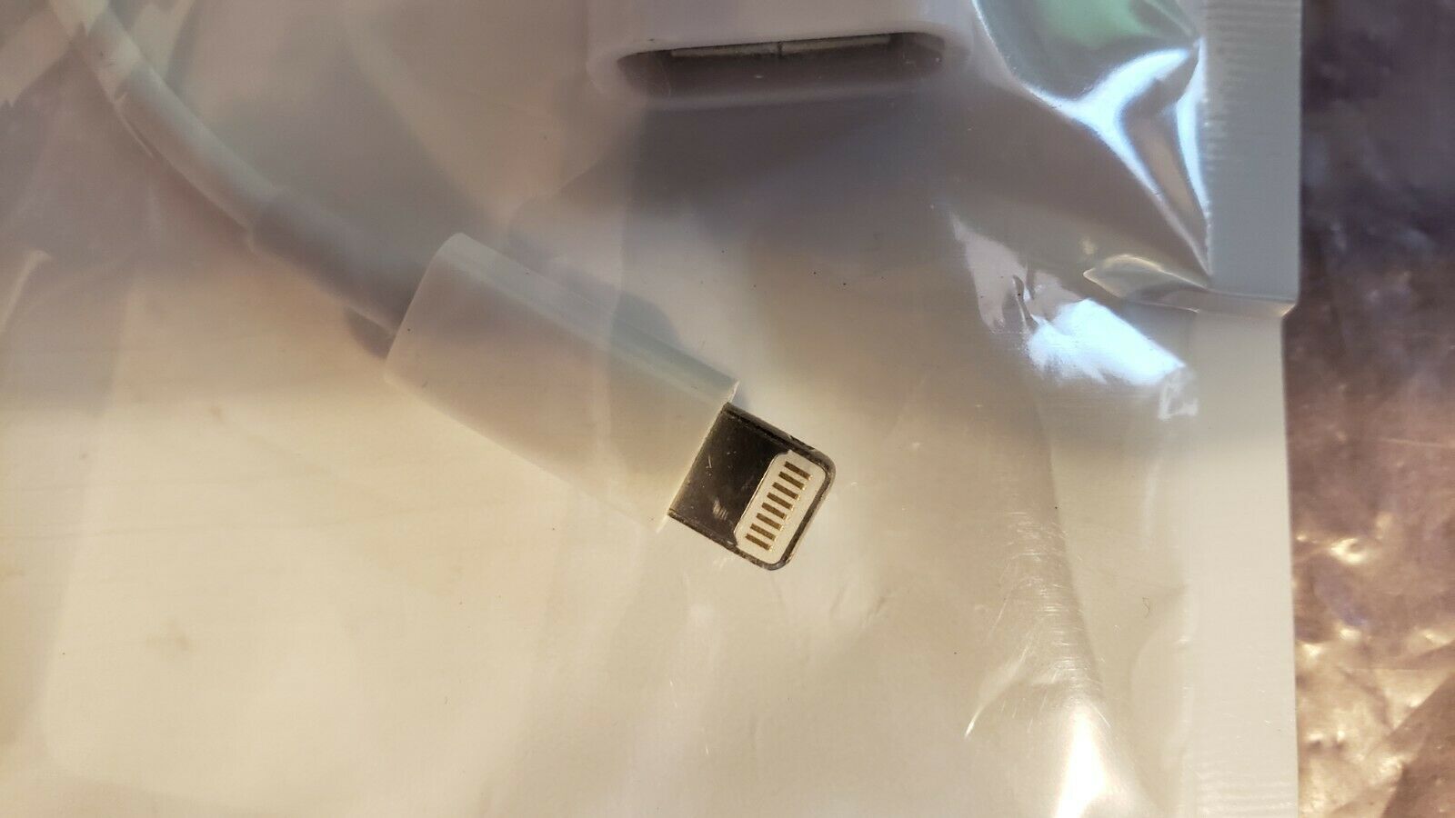 iPad 4 iPad Mini iphone USB 2 Host to 8-Pin Camera Connection Kit Adapter Cable - Fresh Stock Dated February 2026