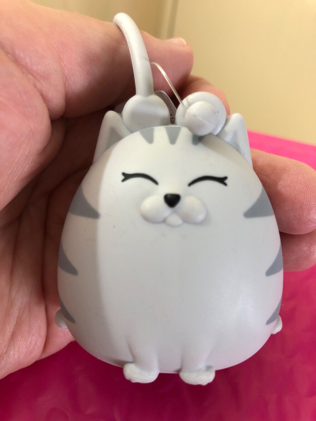 Bath & Body Works Striped Gray Kitty Cat Pocketbac Holder - Fresh Stock Dated February 2026