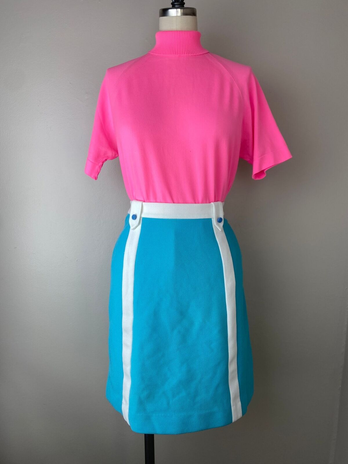 Vintage 1970s Aqua Mini Skirt Quantum Sportswear Skort XS/S Tennis Golf 70s Mod - Fresh Stock Dated March 2026