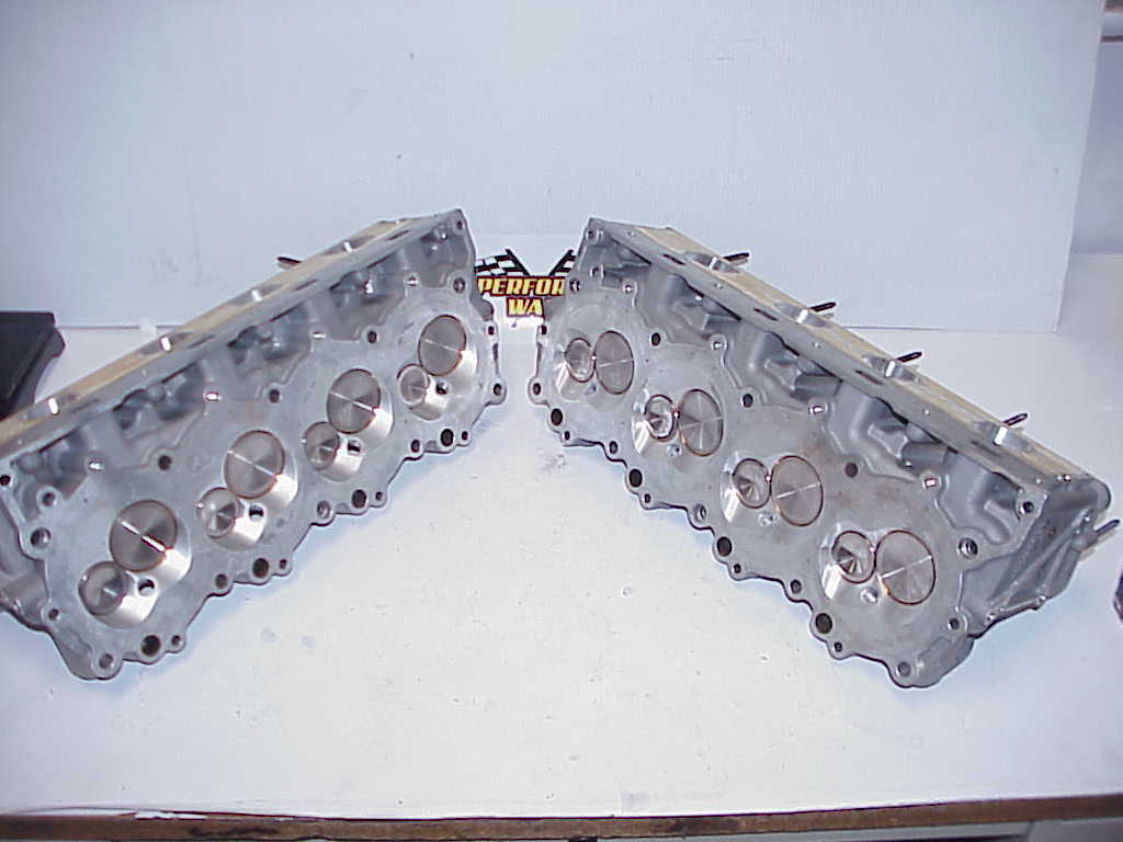 2 FRESH R07 Chevy GM Aluminum Heads with NEW Del West Titanium Valves JR4 - Fresh Stock Dated February 2026