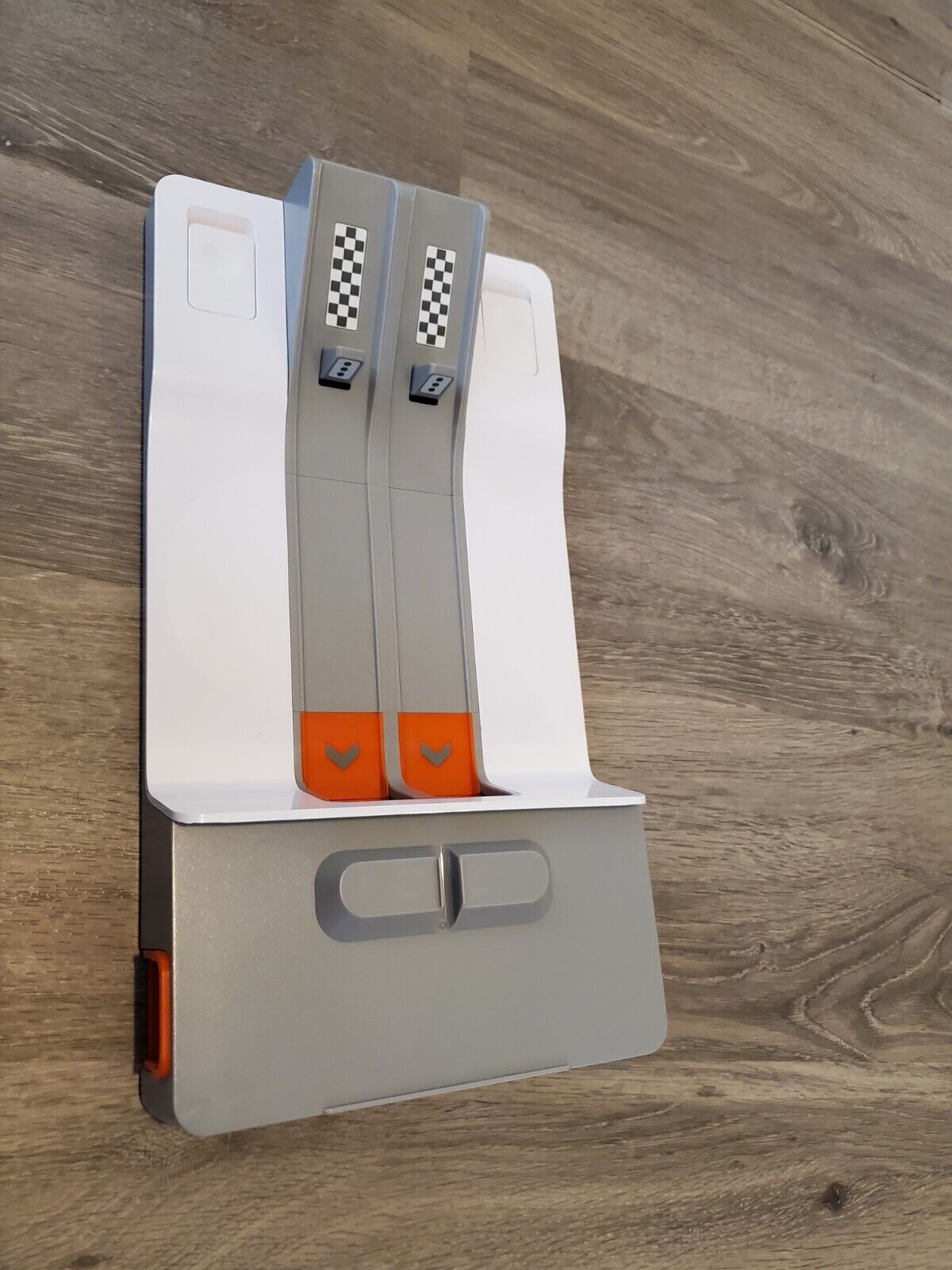 Osmo Hot Wheels Mindracers Game LAUNCHPAD ONLY - Good Condition - Fresh Stock Dated February 2026