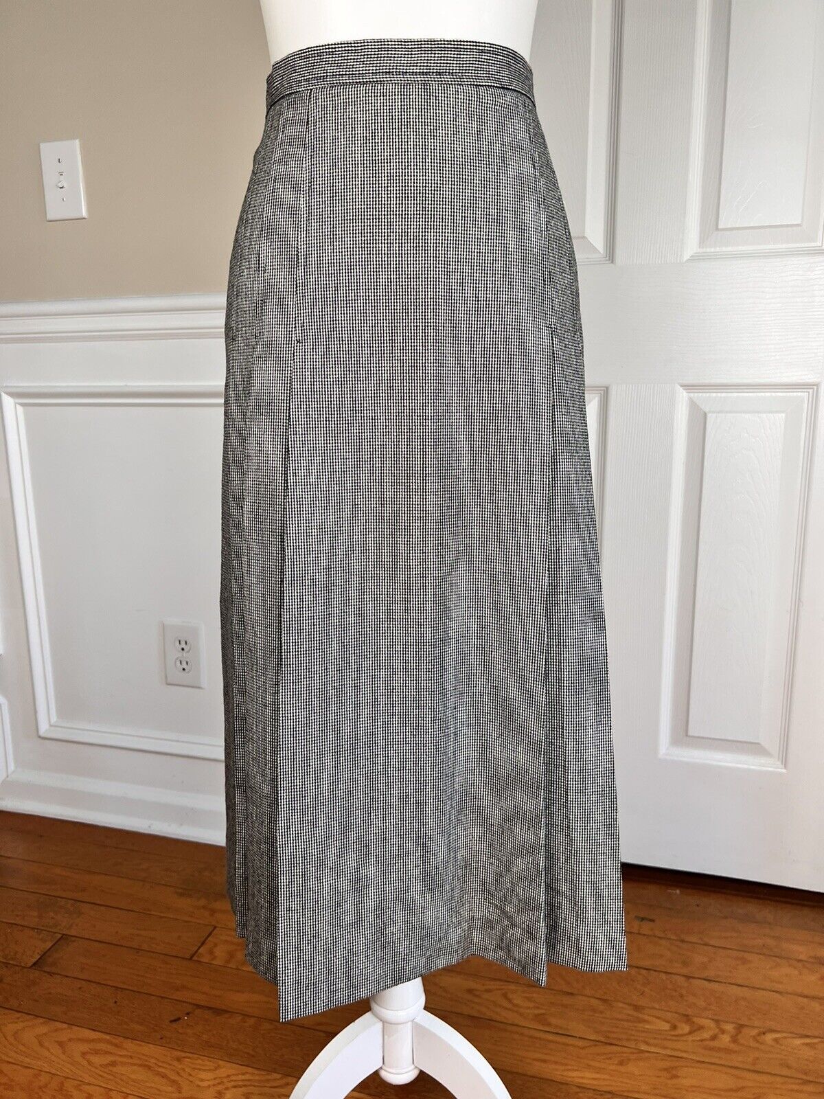 New VTG ILGWU EVAN PICONE Pleated Black White Wool Blend Skirt Size 8 - Fresh Stock Dated March 2026