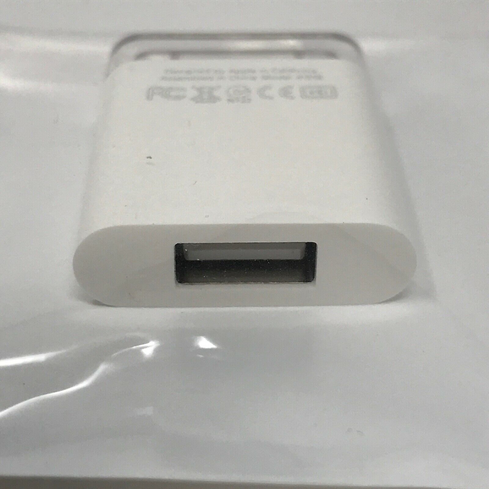 Original OEM Apple iPad Camera Connection Kit 30-Pin MC531ZM/A - A1358 A1362 - Fresh Stock Dated February 2026