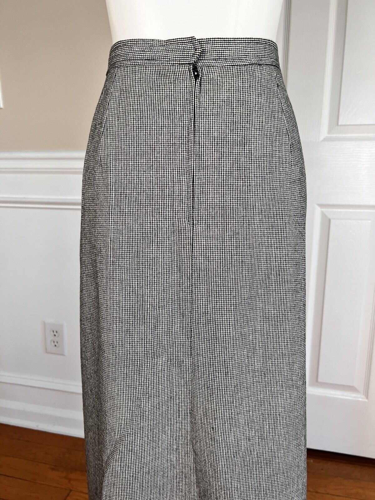 New VTG ILGWU EVAN PICONE Pleated Black White Wool Blend Skirt Size 8 - Fresh Stock Dated March 2026