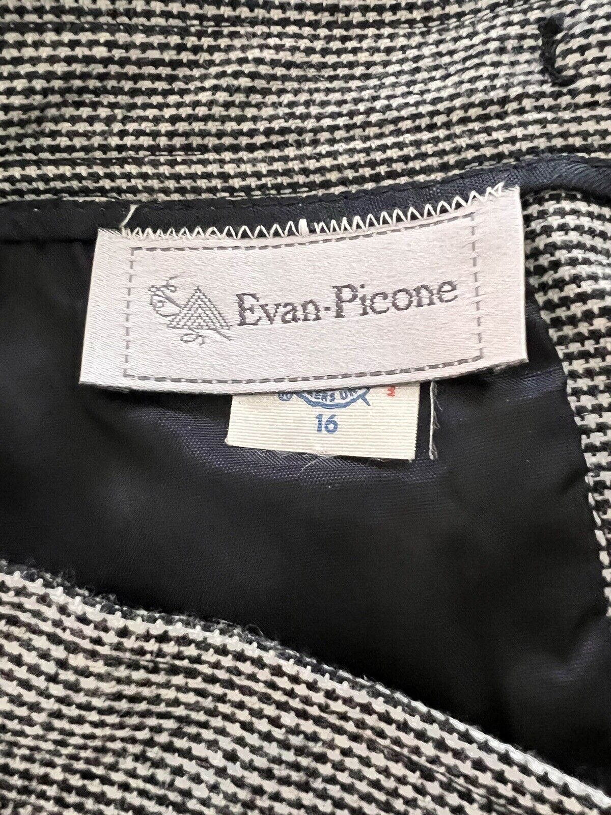 New VTG ILGWU EVAN PICONE Pleated Black White Wool Blend Skirt Size 8 - Fresh Stock Dated March 2026