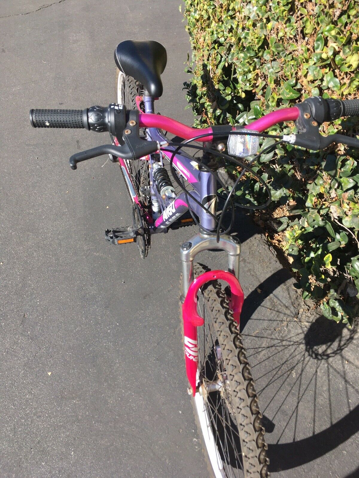 Local Pick Up Only. Avigo Full Suspension 18 Speed, 18.5” frame, Mountain Bike - Fresh Stock Dated February 2026