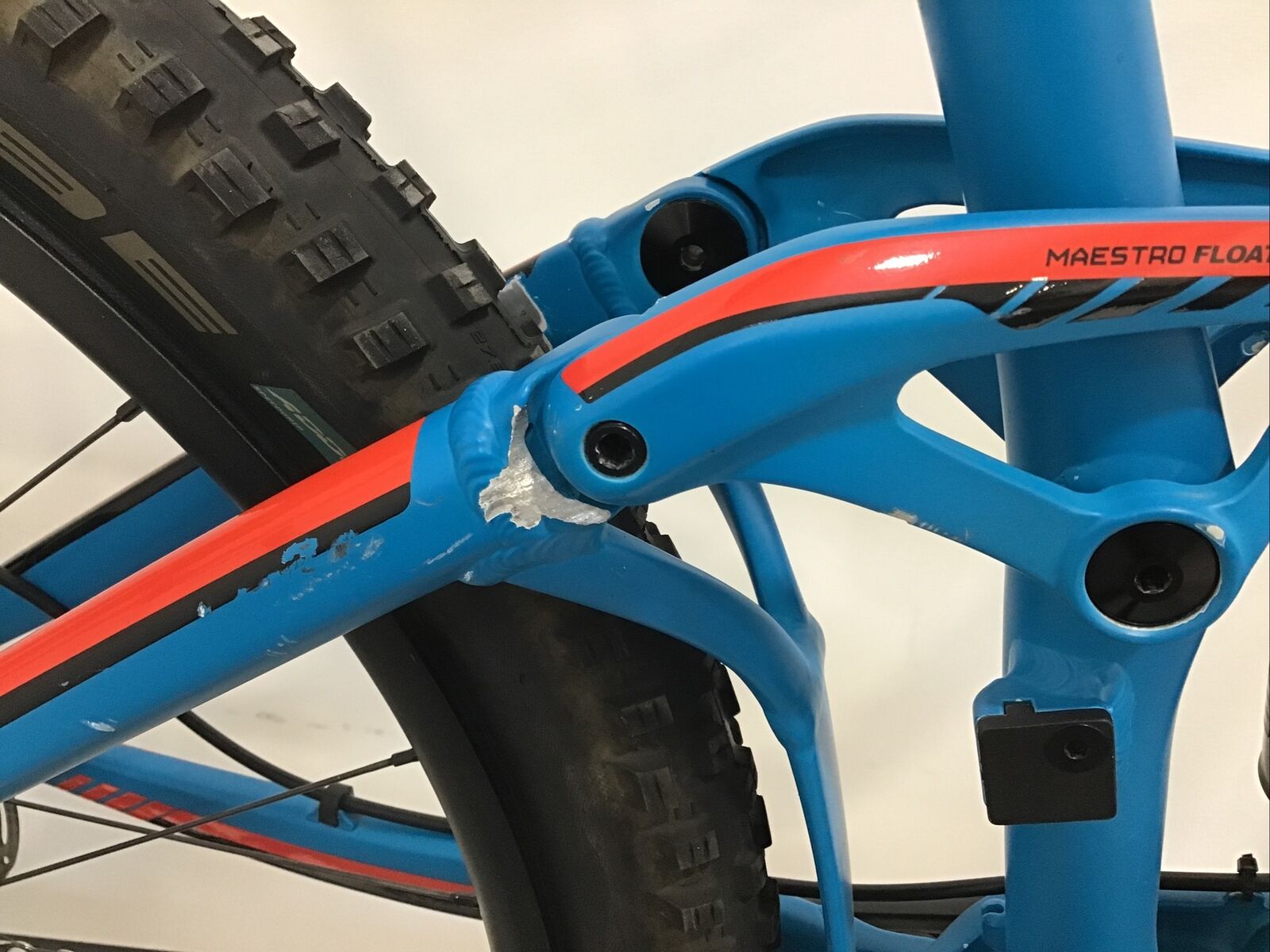 2016 Giant Trance SX Mountain Bike Large 27.5