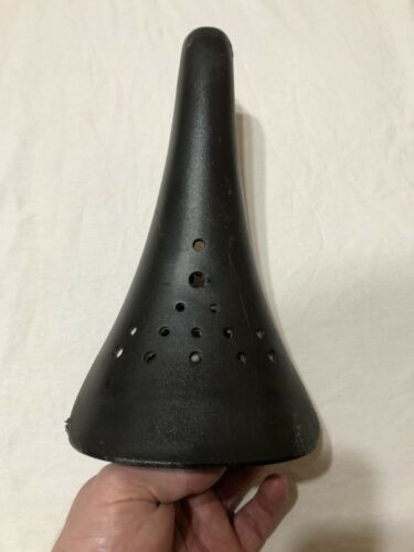 USED BLACK VISCOUNT AERO SEAT OLD SCHOOL BMX - Fresh Stock Dated December 2025