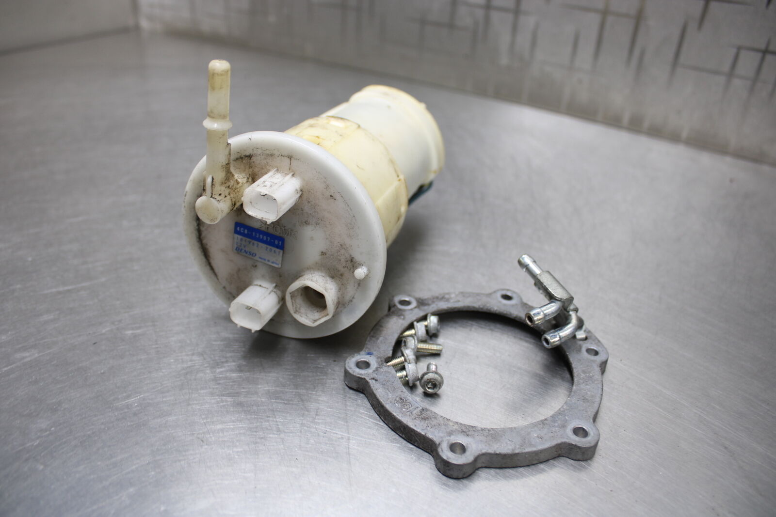 08-16 Yamaha R6 R6R Fuel Pump - Fresh Stock Dated February 2026