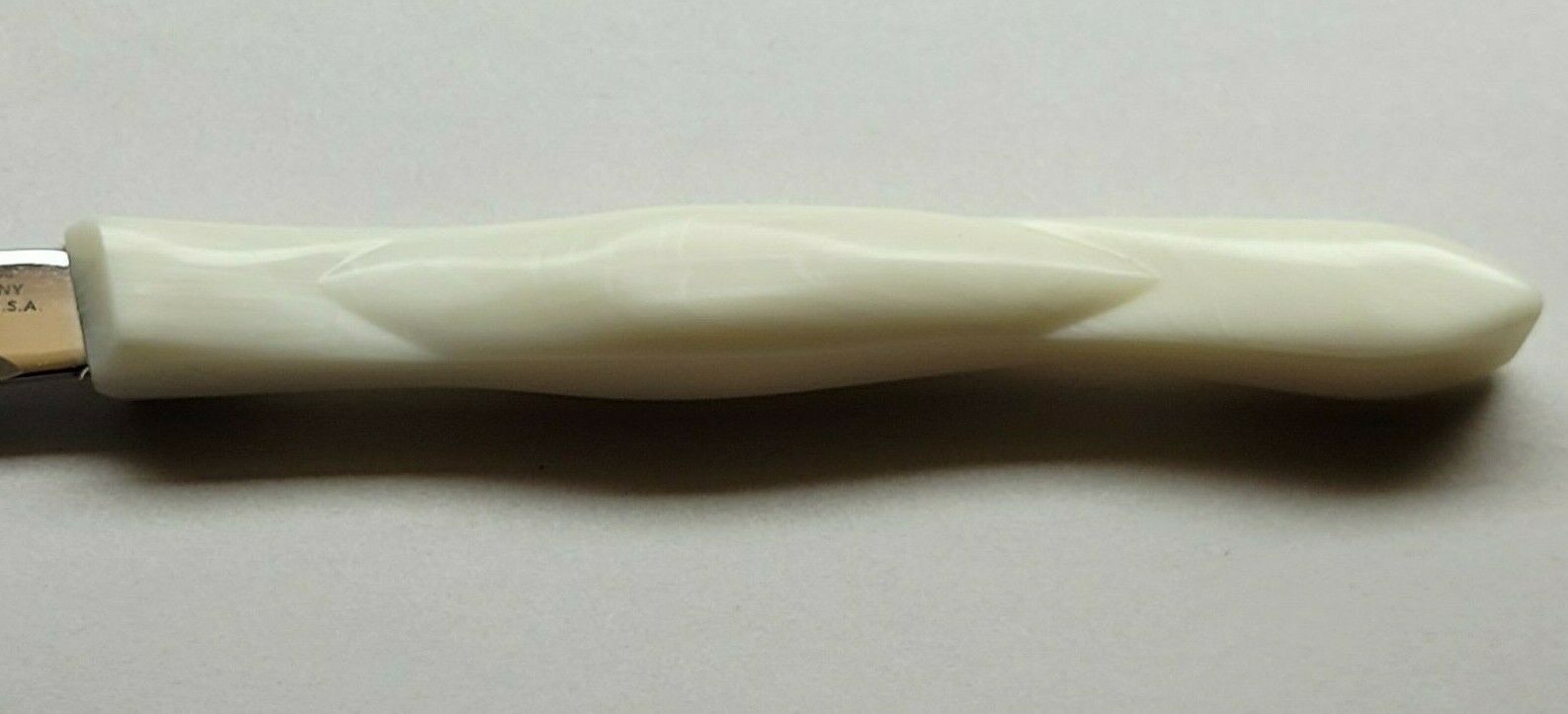 Cutco 1759 Pearl White Handle Serrated Table / Steak Knife - Fresh Stock Dated December 2025