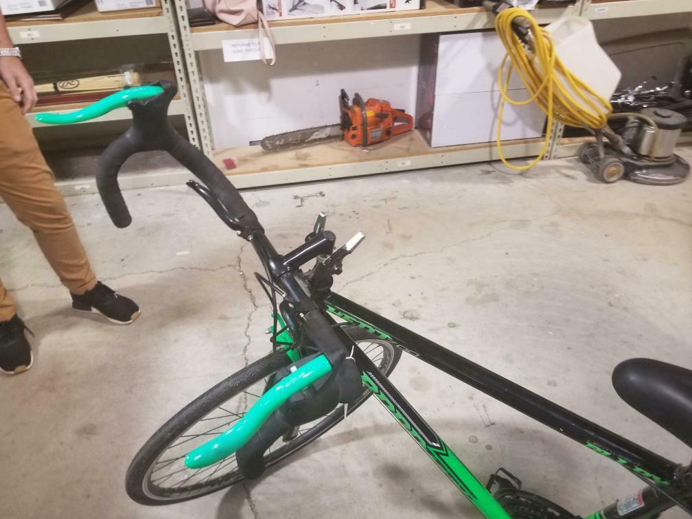 Kent 700C Roadtech Bicycle White and Green (In Store Pickup Only) (AM1056064) - Fresh Stock Dated February 2026