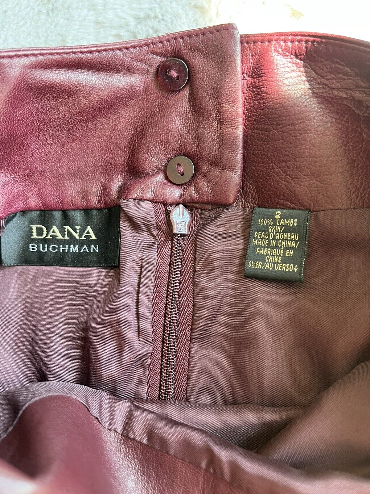 Dana Buchman Soft Lambskin Leather  Maroon Pencil skirt Size 2 Great Condition - Fresh Stock Dated March 2026