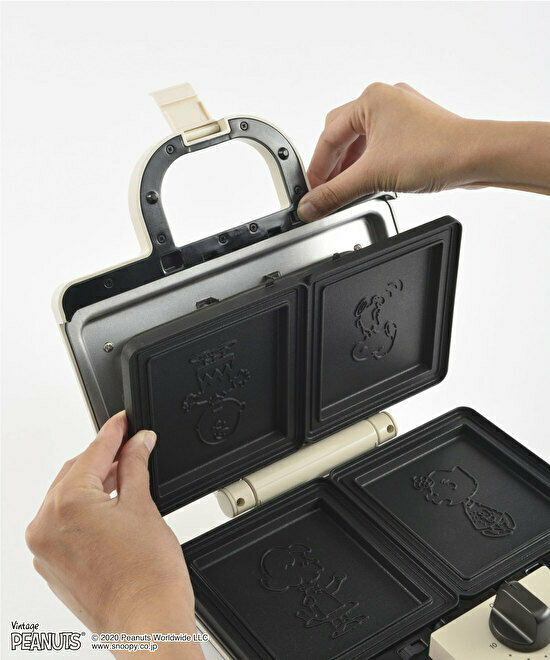 Peanuts Snoopy BRUNO Hot Sandwich Maker Double BOE069-ECRU 100V Japan Domestic - Fresh Stock Dated December 2025