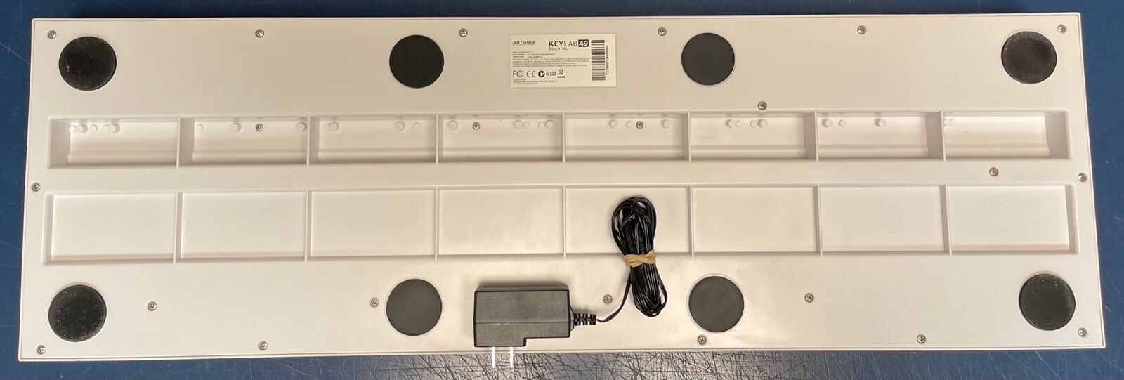 ARTURIA KEYLAB 49 ESSENTIAL MIDI KEYBOARD CONTROLLER W/ EXTRA - Fresh Stock Dated February 2026