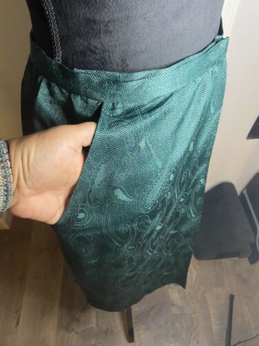 Vintage Norma Walters 100% Silk Wrap Pencil Skirt with Pockets size 6 Green - Fresh Stock Dated February 2026