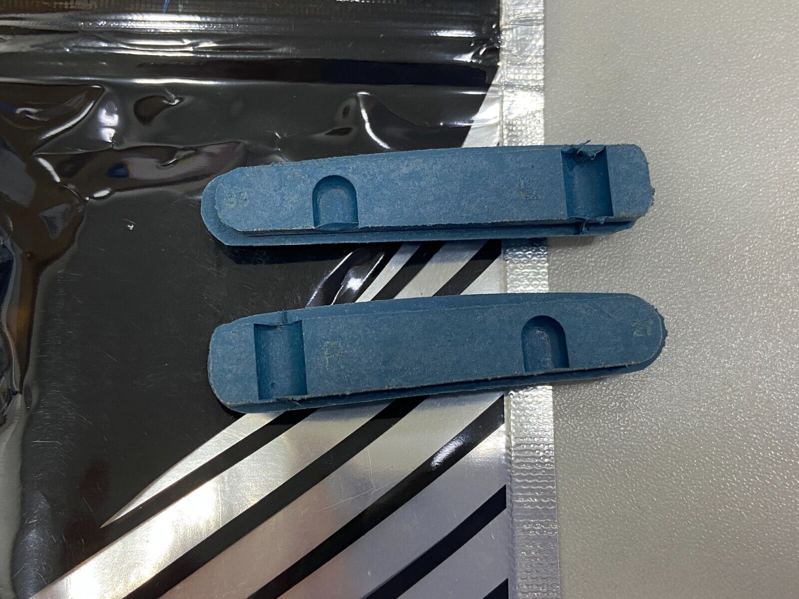 Cane Creek Road Caliper Brake Pad Insert for Carbon Rim (Shimano) - Dark Blue - Fresh Stock Dated February 2026