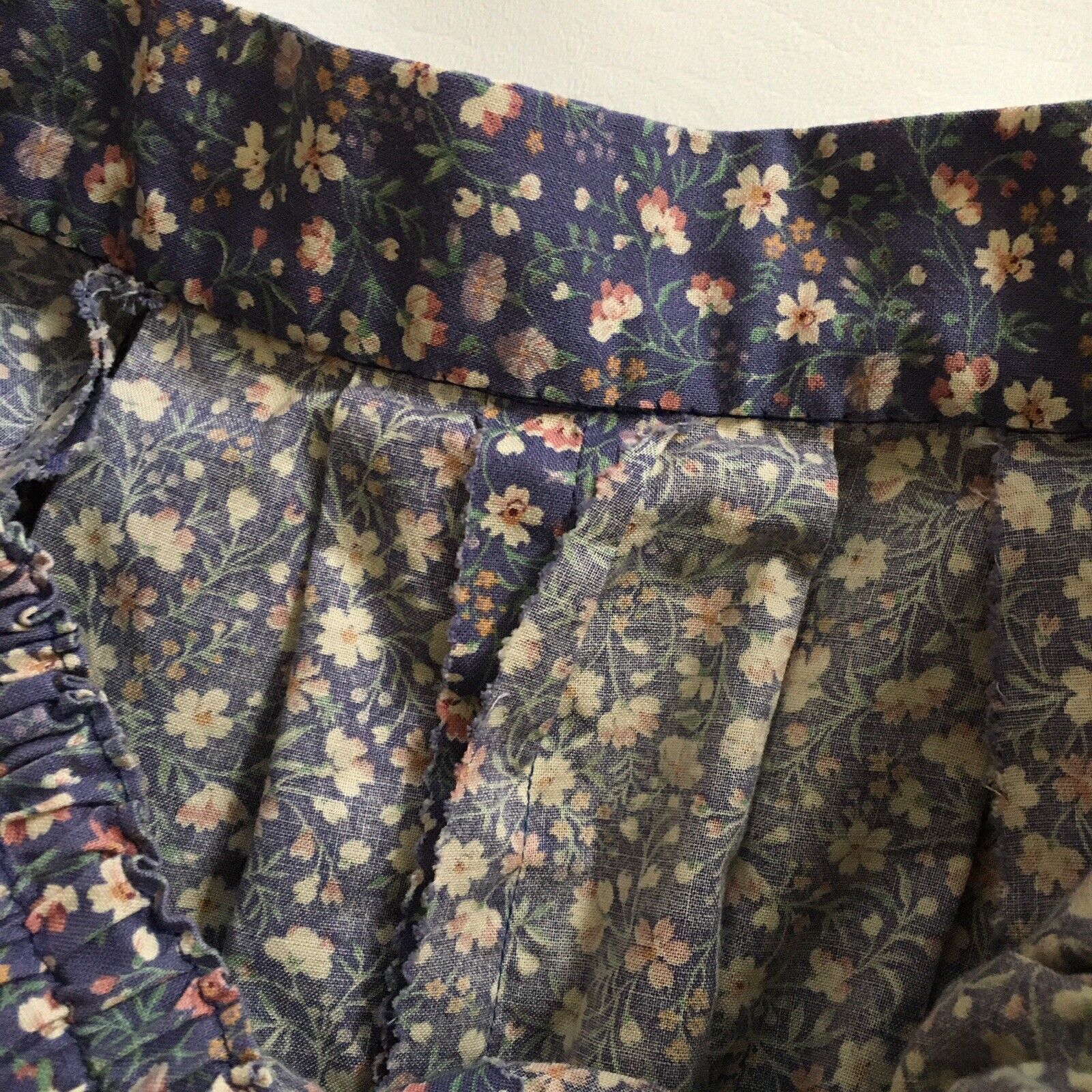 Vtg Homemade Skirt Midi Pocket Floral Cottagecore Peasant Waist 27” M - Fresh Stock Dated March 2026