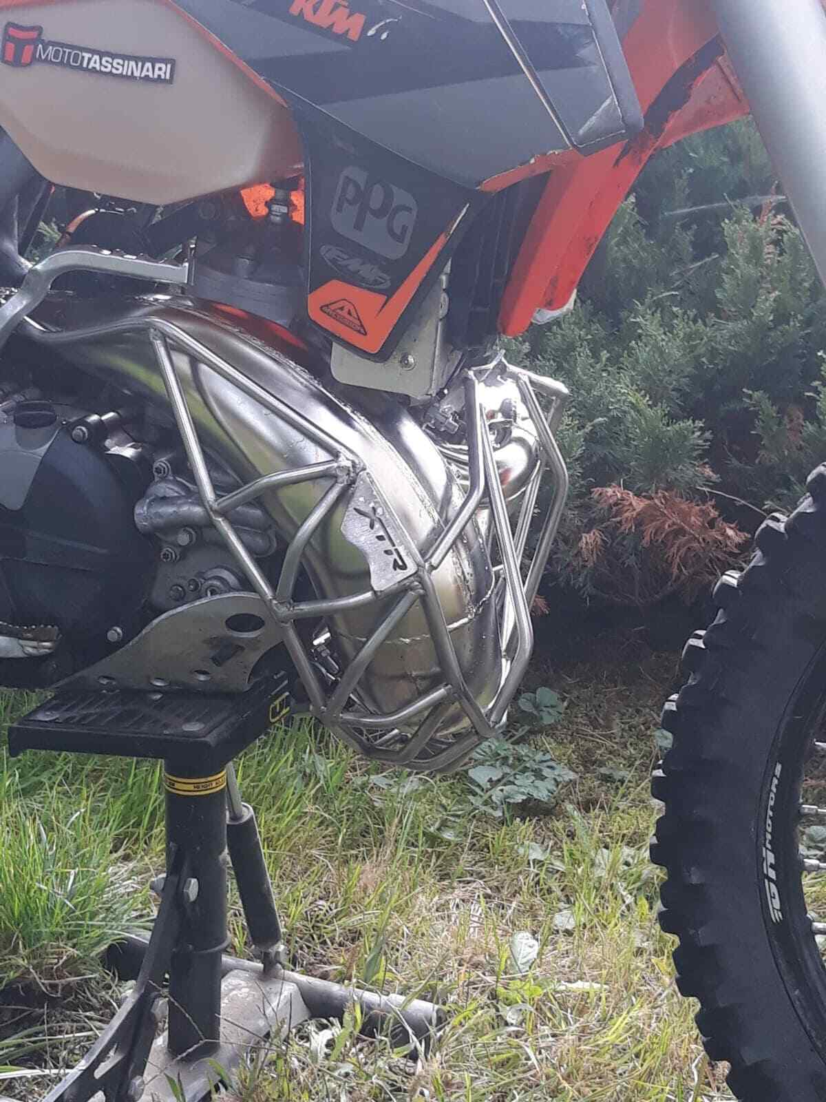 KTM Husqvarna exhaust pipe guard Diffusorschutz Cage Muzzle - Fresh Stock Dated February 2026