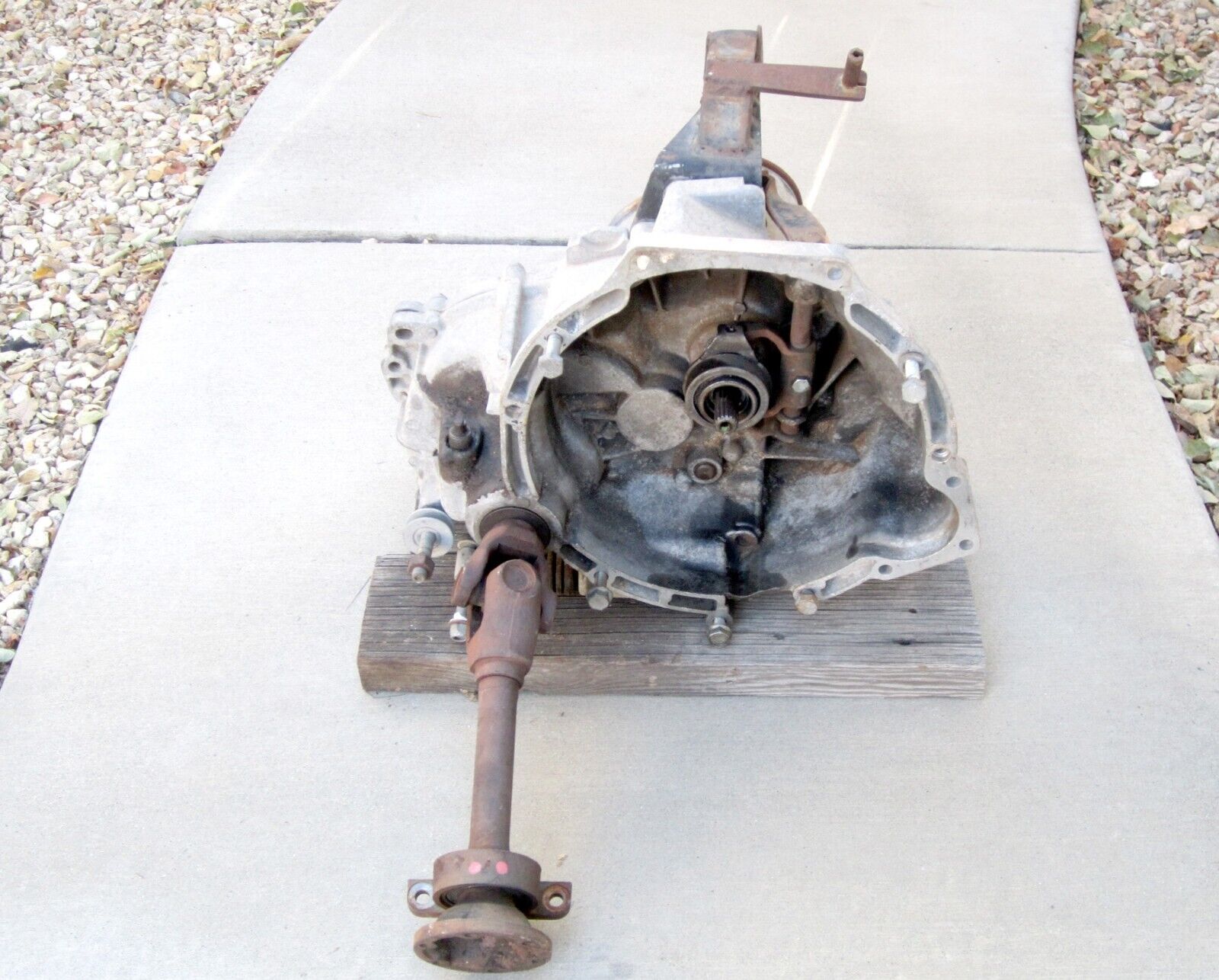 TRANSAXLE 4-speed, with center axle, 1980 Ford Fiesta, good condition - Fresh Stock Dated February 2026