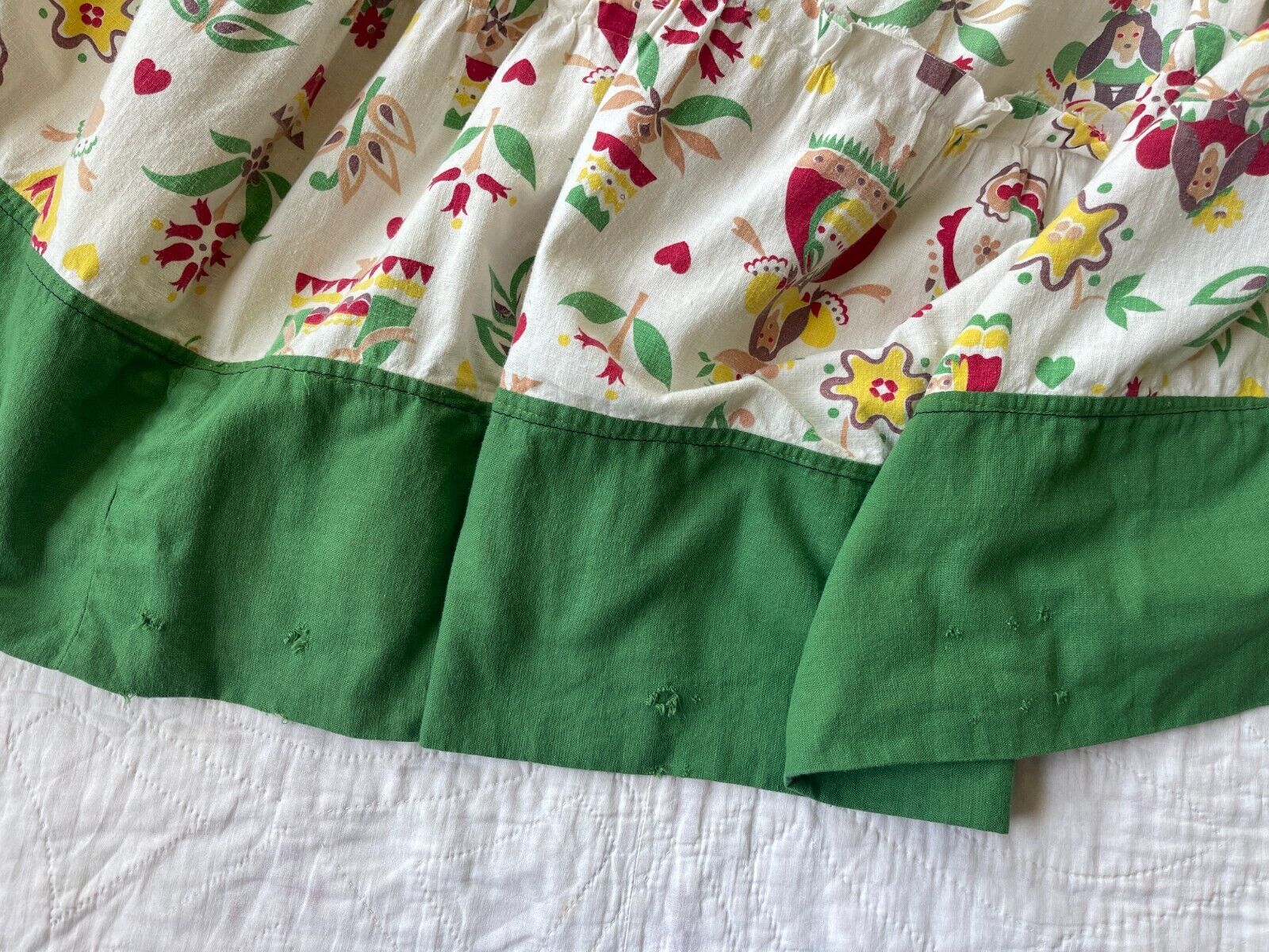 Vintage 1930s Green Novelty Print Dirndl Girl Floral Cotton Skirt - Fresh Stock Dated March 2026