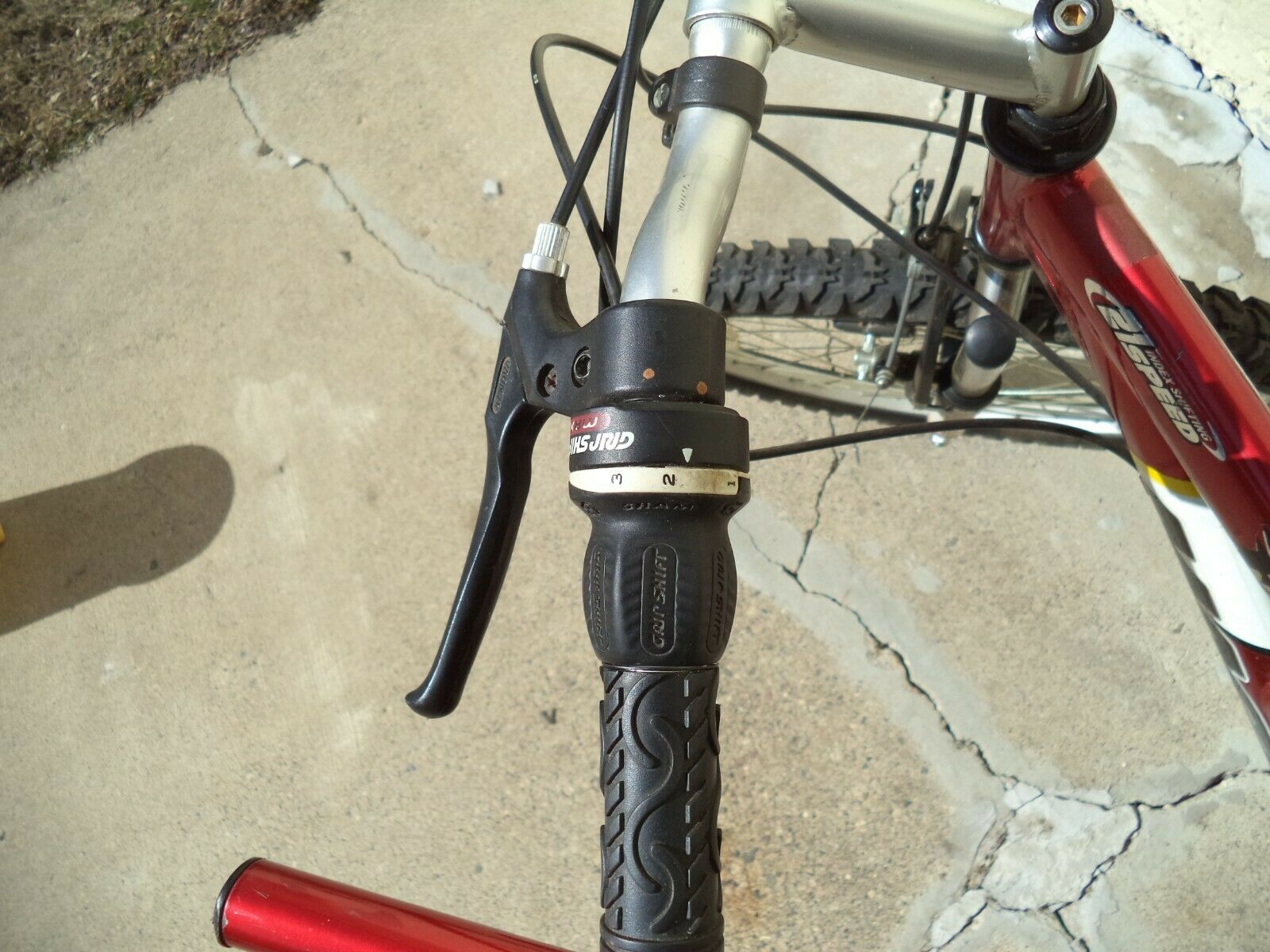 2005 Magna Excitor XP-3000 Mountain Bike 21 Speed, Wheel 24” - Fresh Stock Dated February 2026