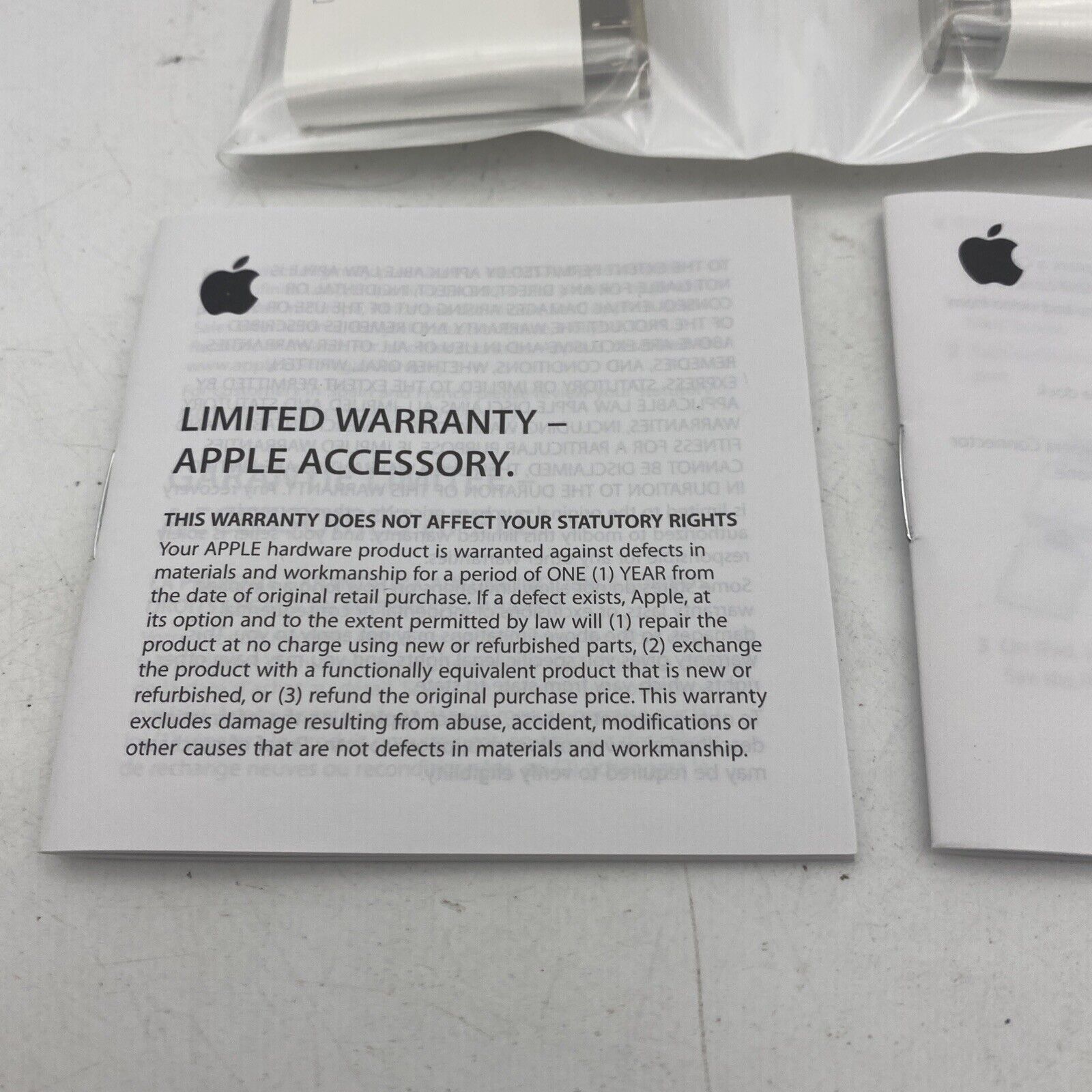 Genuine OEM Apple iPad Camera Connection Kit MC531ZM/A Dock Connector To VGA - Fresh Stock Dated February 2026