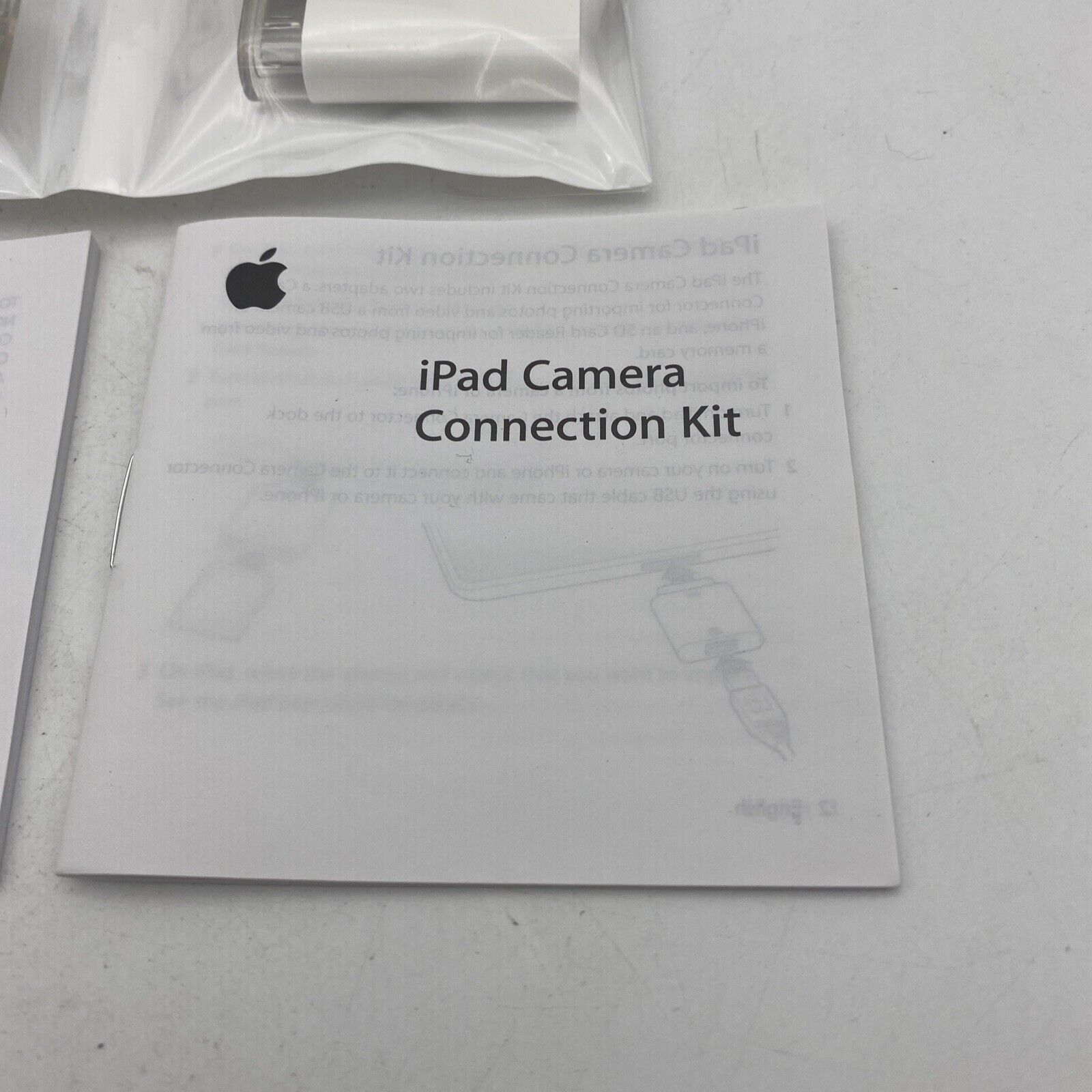 Genuine OEM Apple iPad Camera Connection Kit MC531ZM/A Dock Connector To VGA - Fresh Stock Dated February 2026