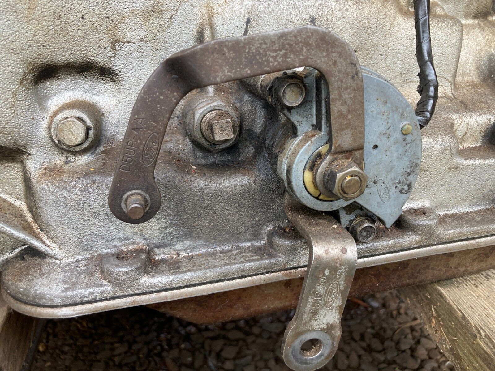 FORD 1977 C4 TRANSMISSION Econoline VAN Club Wagon C-4 AUTOMATIC D7UP LA 019725 - Fresh Stock Dated February 2026