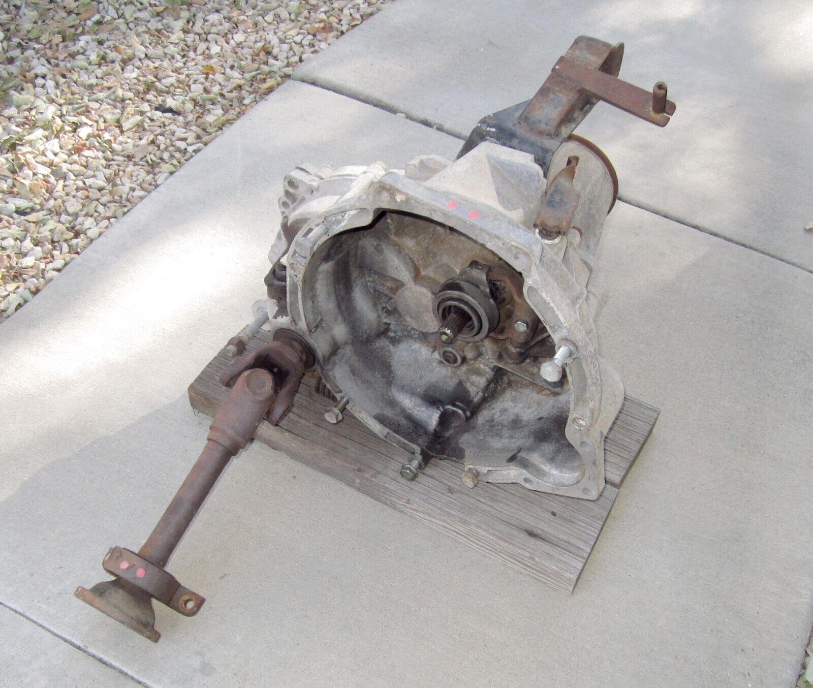 TRANSAXLE 4-speed, with center axle, 1980 Ford Fiesta, good condition - Fresh Stock Dated February 2026