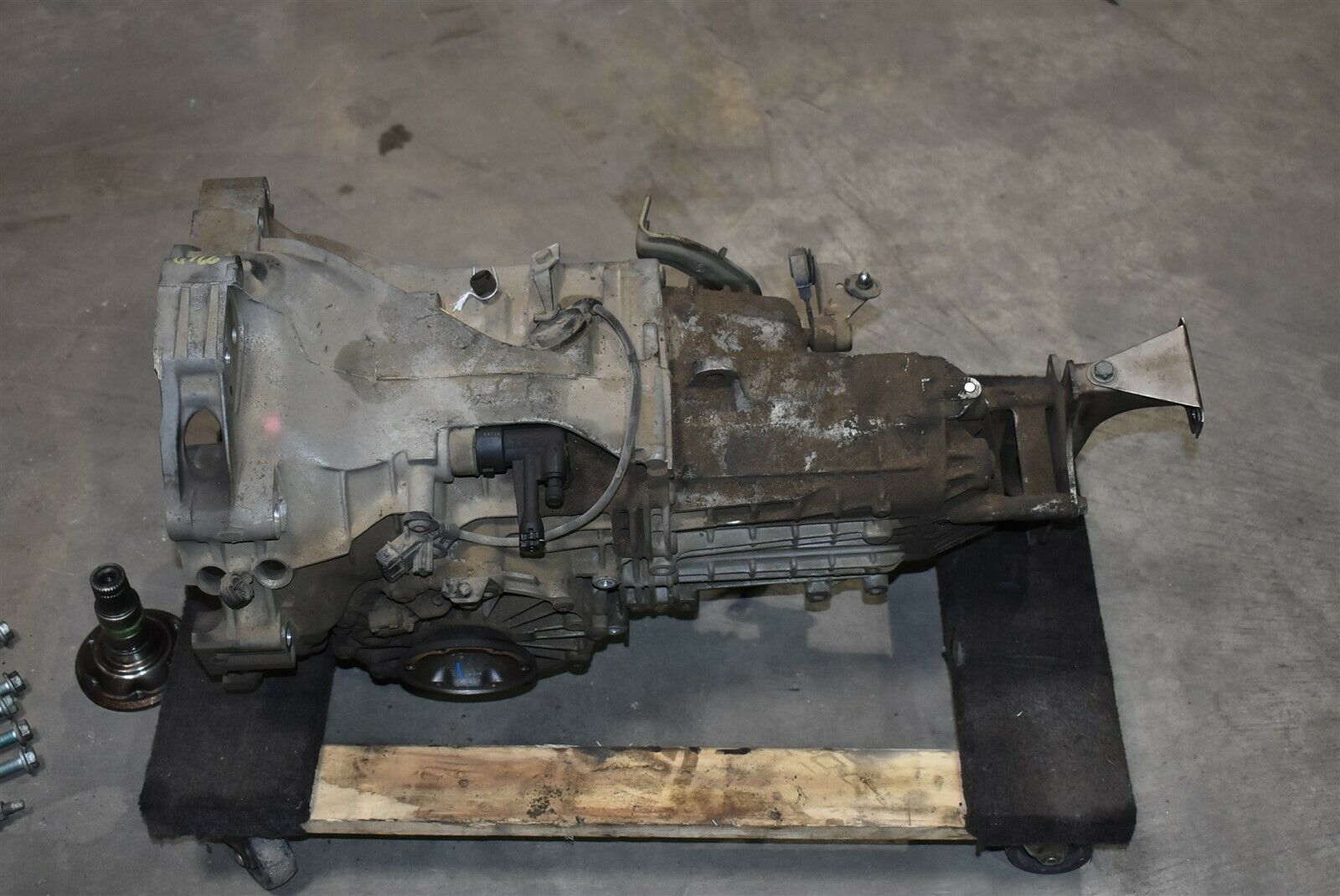 97-99 Porsche 986 Boxster 2.5L Manual Transmission Assembly Rwd 70K Oem Aa6766 - Fresh Stock Dated December 2025