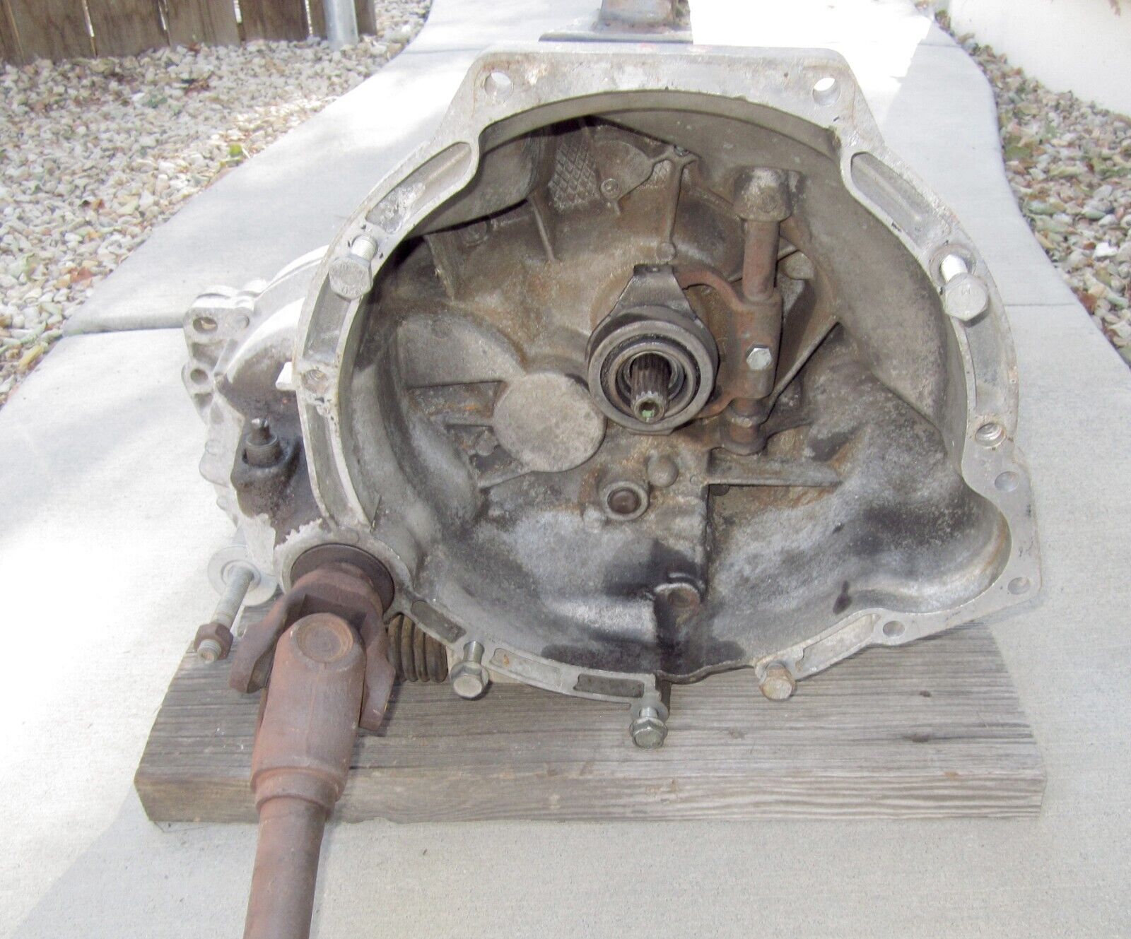 TRANSAXLE 4-speed, with center axle, 1980 Ford Fiesta, good condition - Fresh Stock Dated February 2026