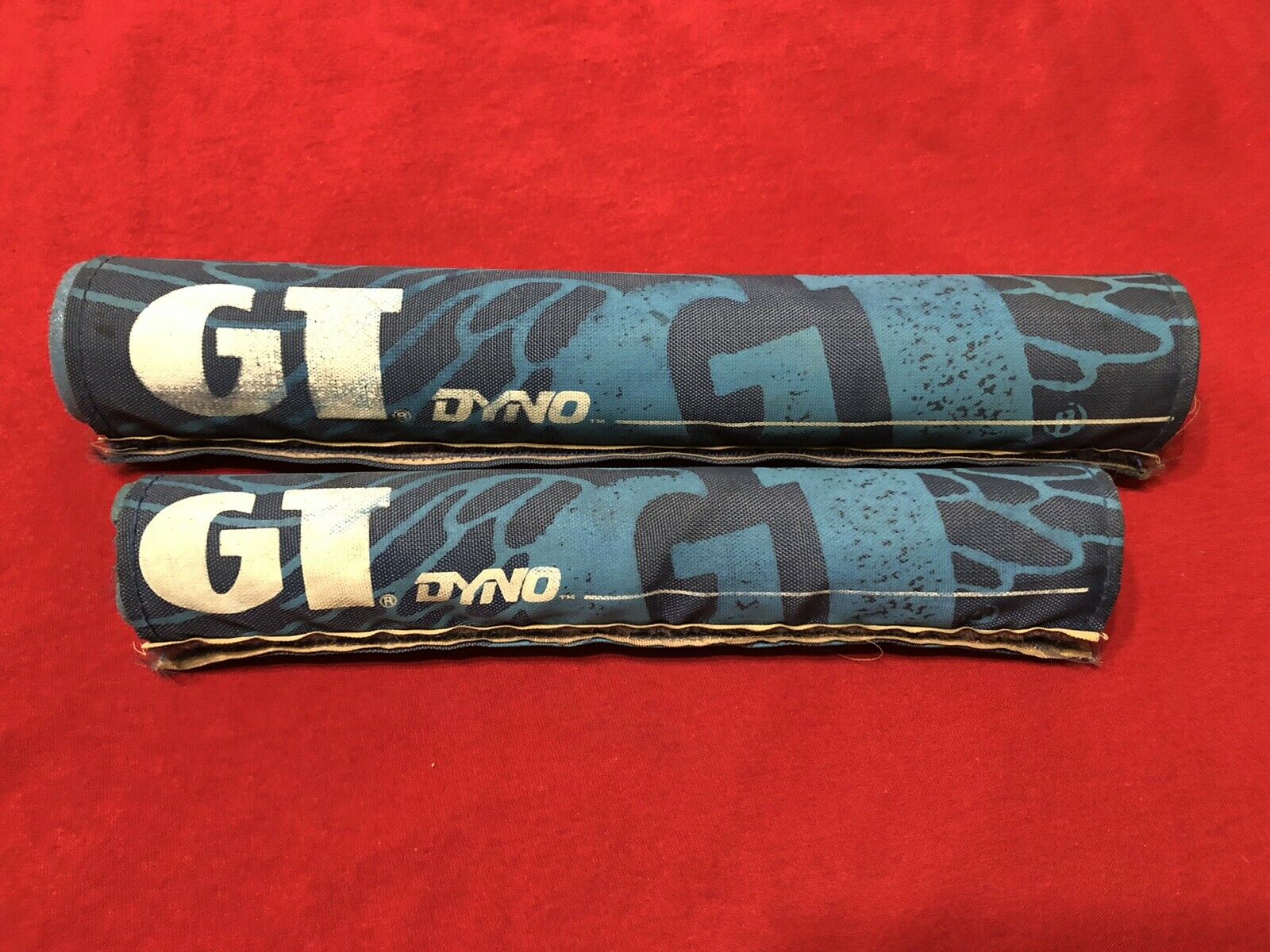 ORIGINAL GT DYNO HANDLE BAR AND FRAME PAD BLUE OLD SCHOOL BMX PADS - Fresh Stock Dated December 2025